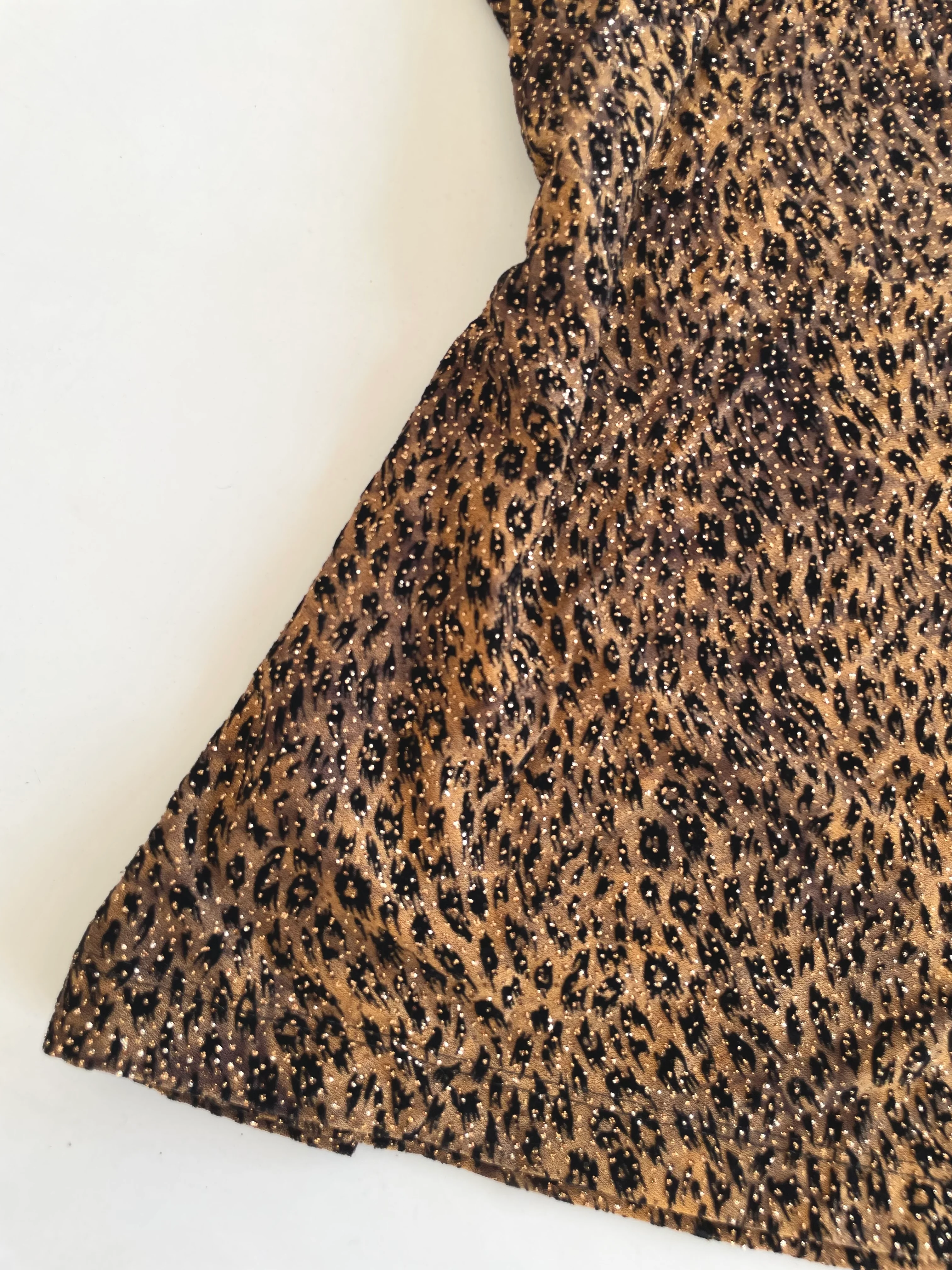 Chico’s Shimmer Top-Bust 42 to 44 - Image 3