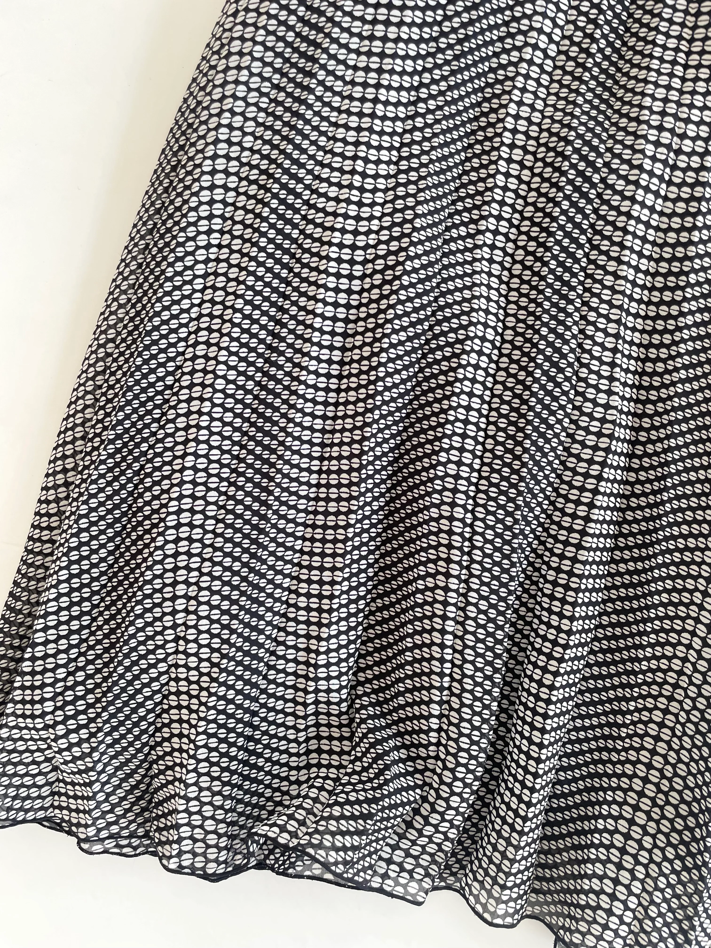 E Basics Skirt-Waist 32 - Image 2