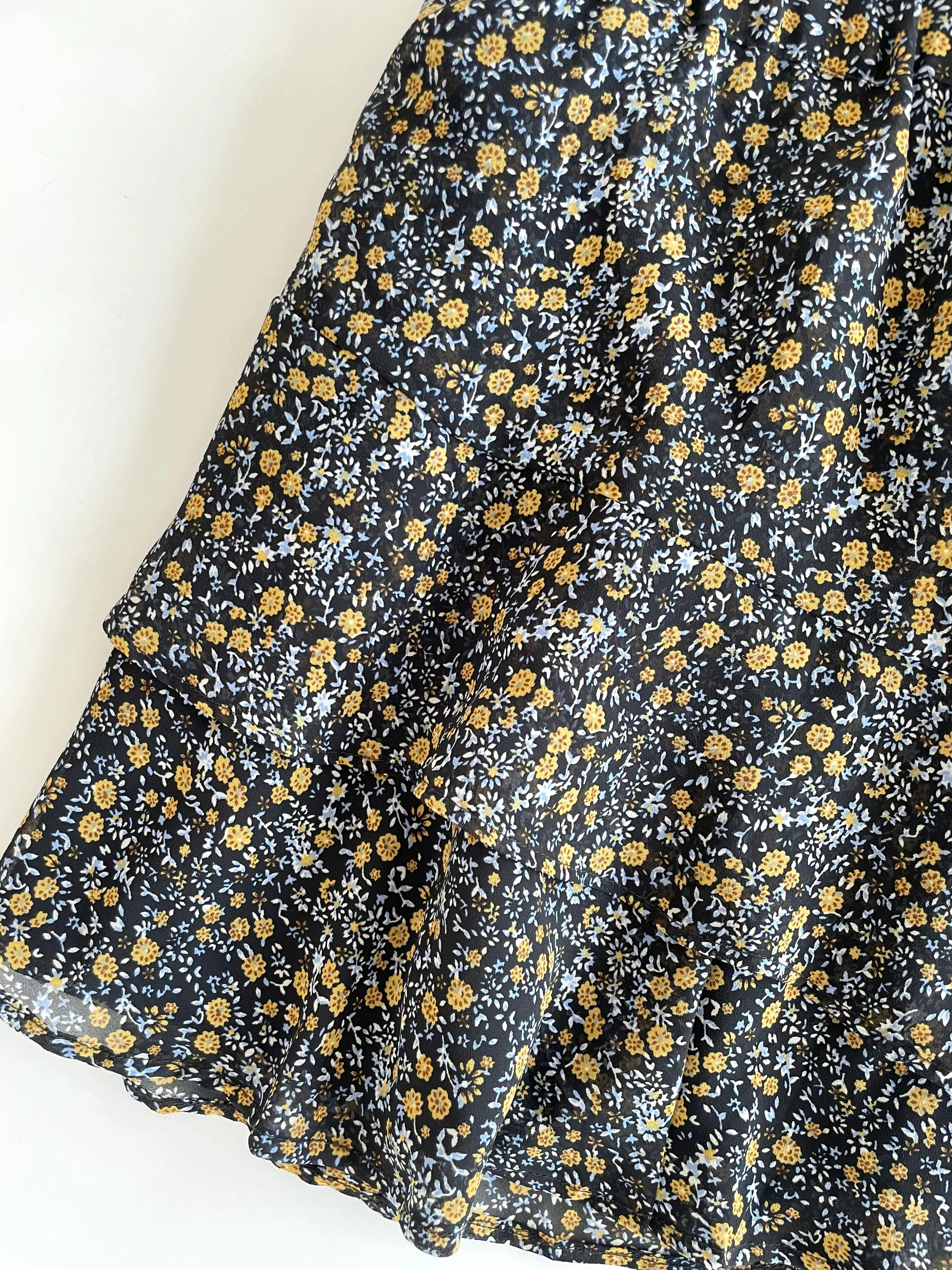Ruffle Skirt-Waist 28 to 30 - Image 3