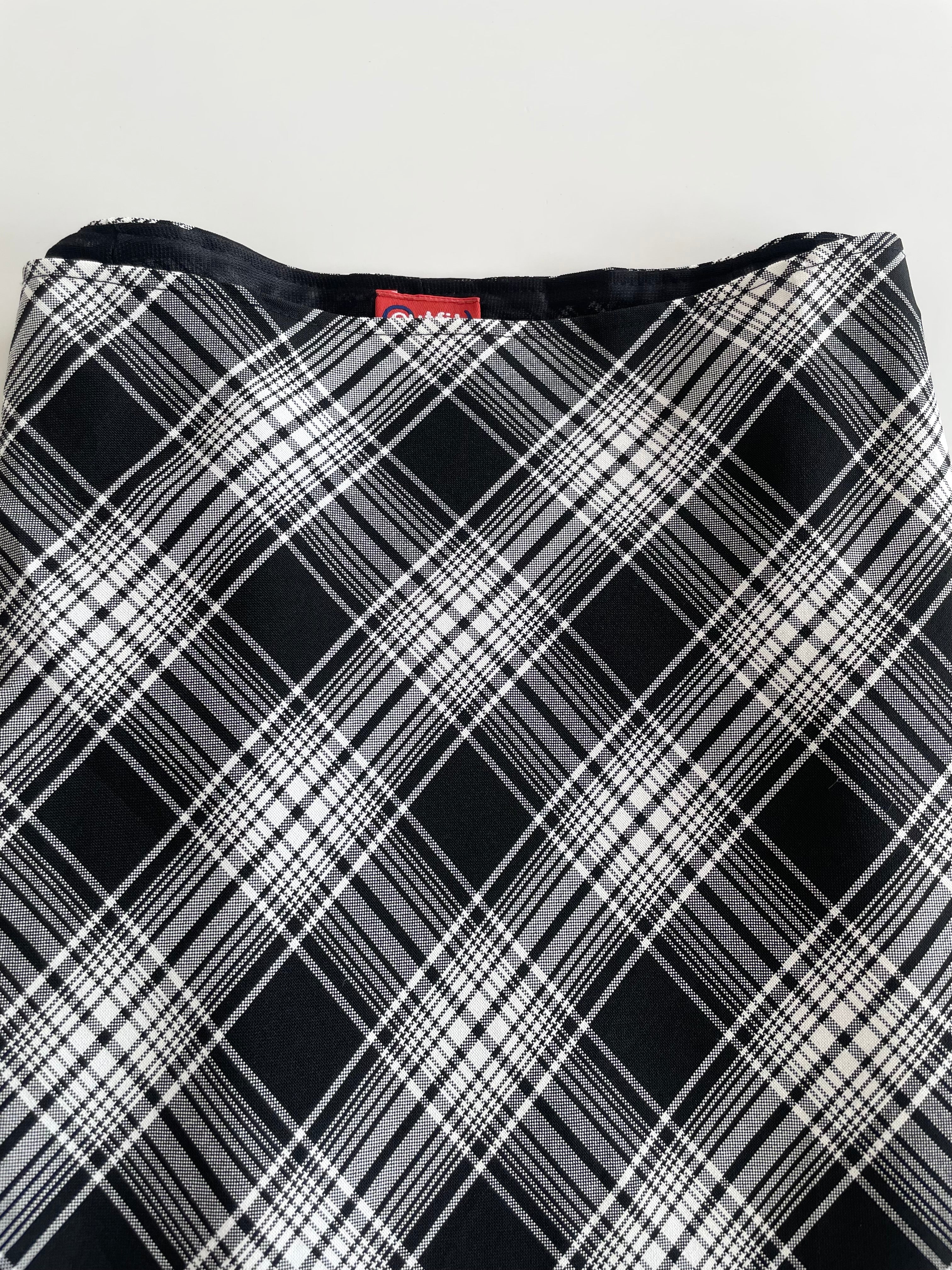 Outfit Skirt-Waist 32 - Image 2