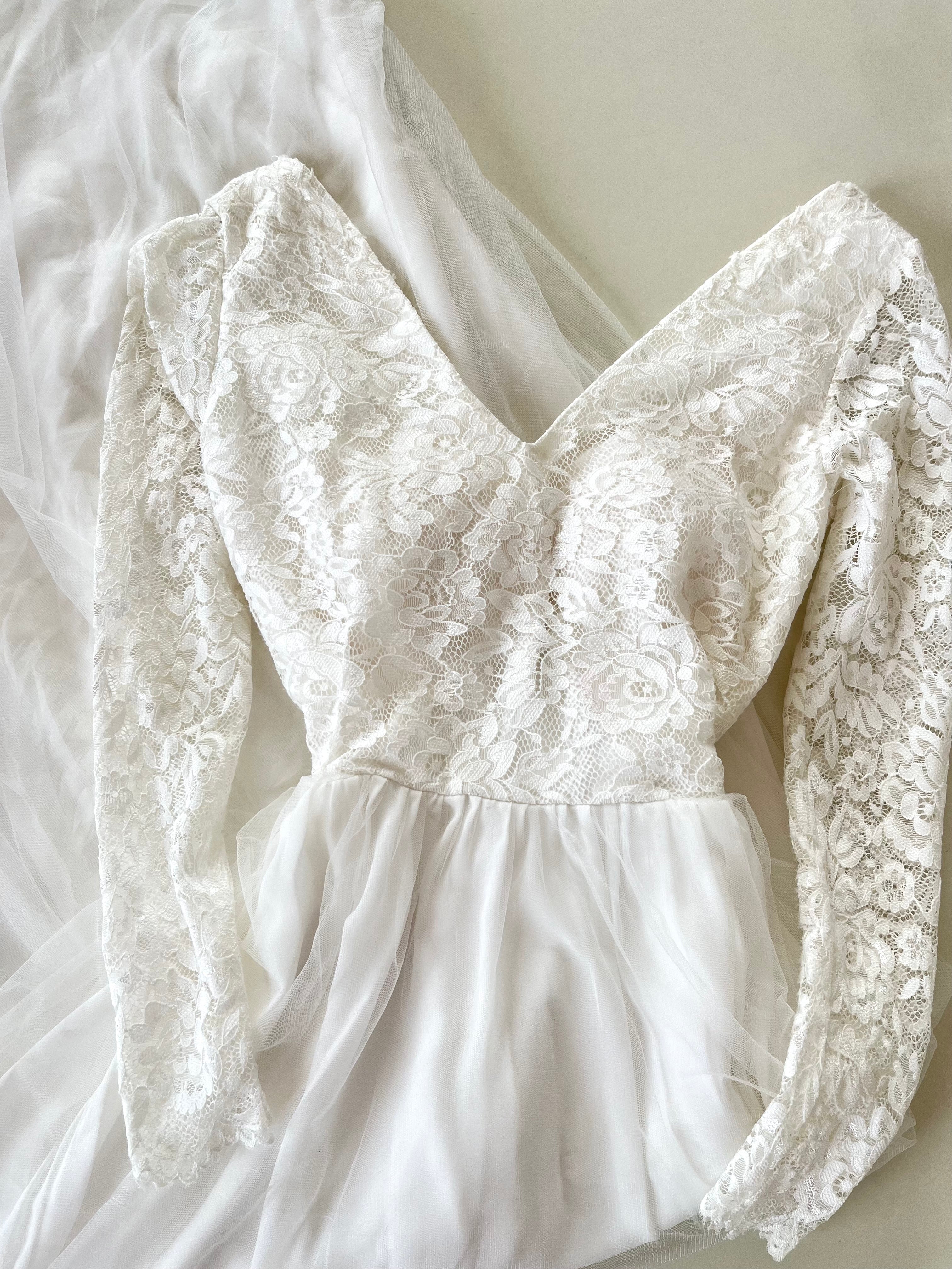 Lace White Dress-Bust 34 - Image 2