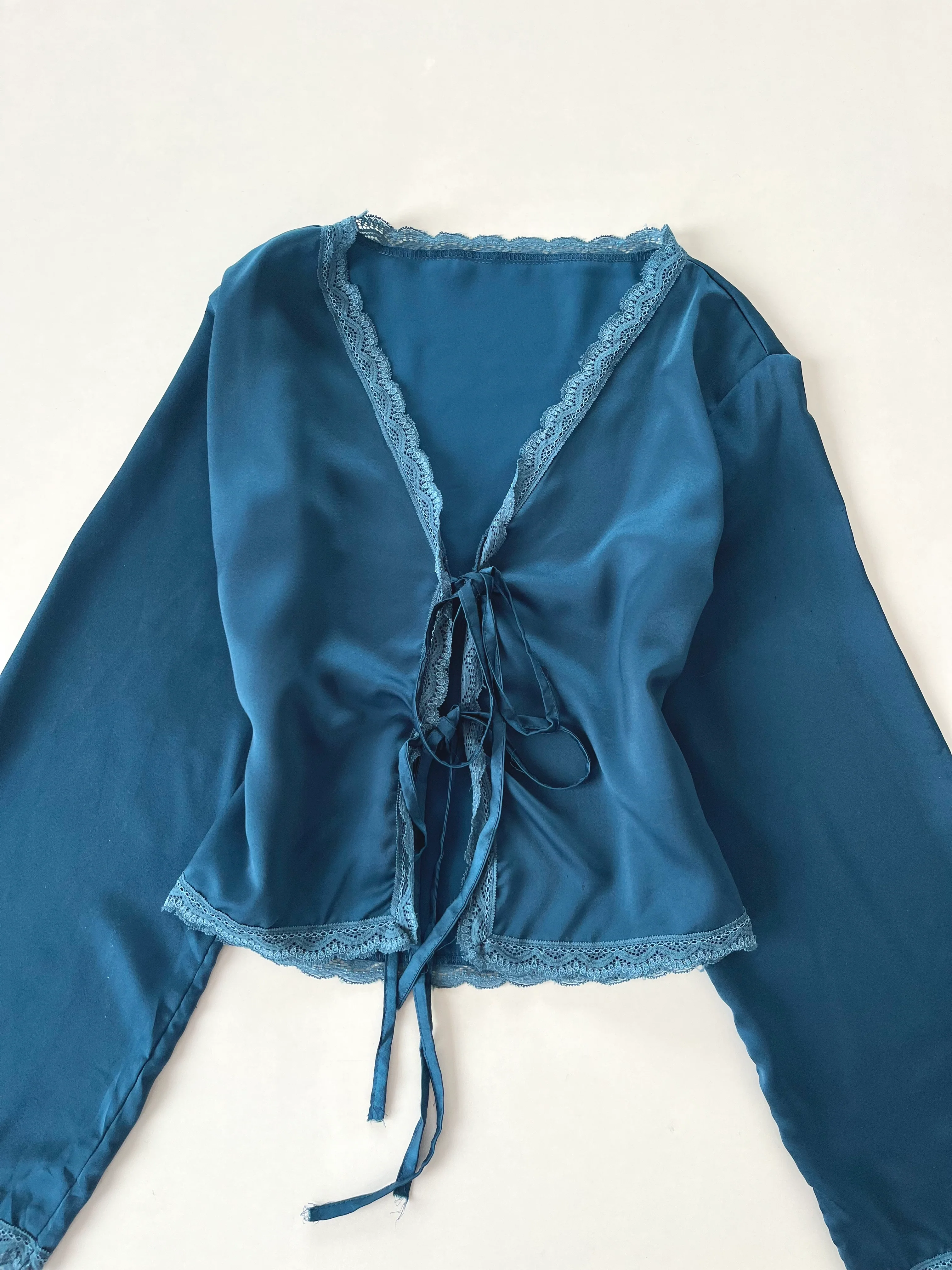 Dazy Satin Top-Bust 42 - Image 2