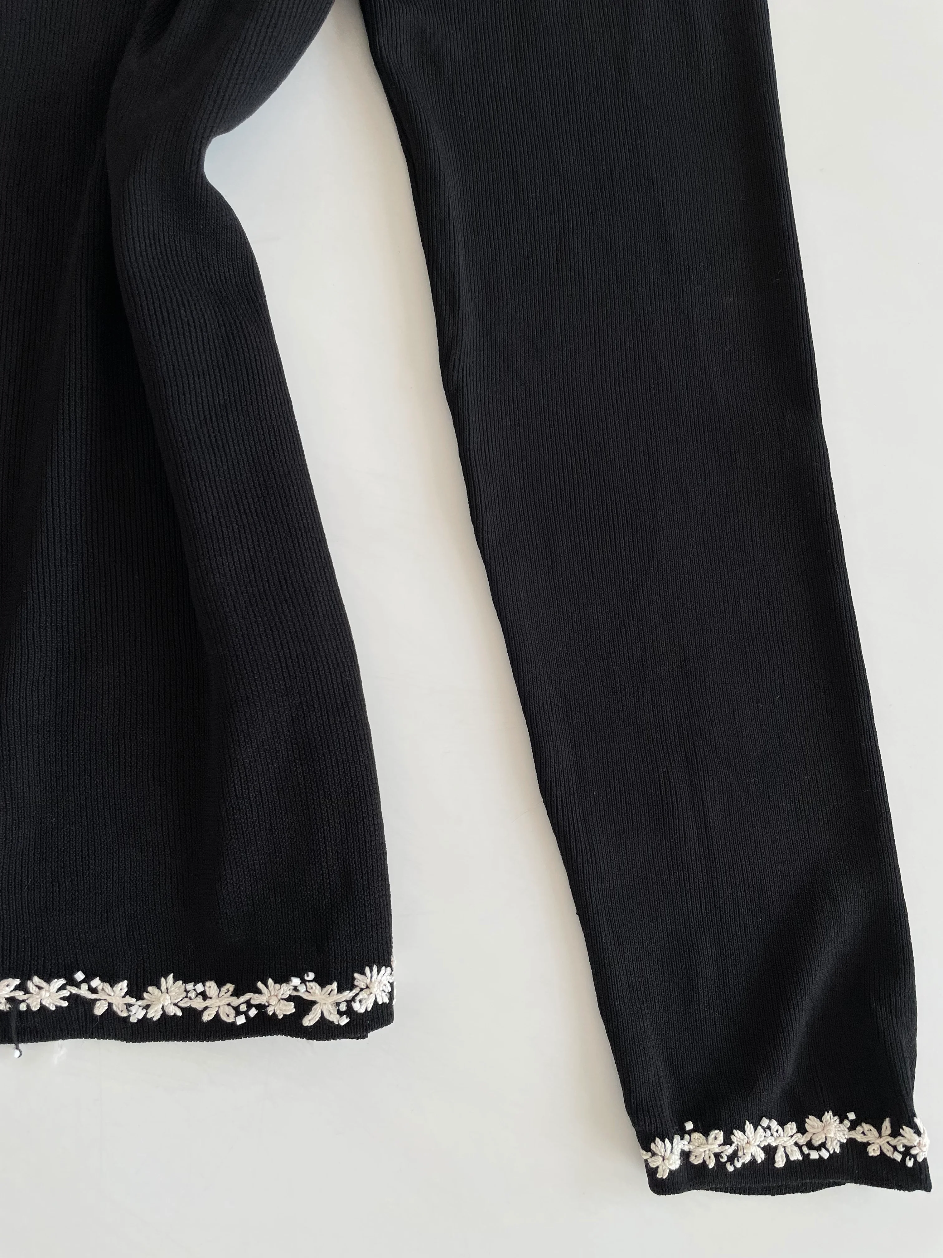 Imagini Embroidered Top-Bust 40 to 42 - Image 3