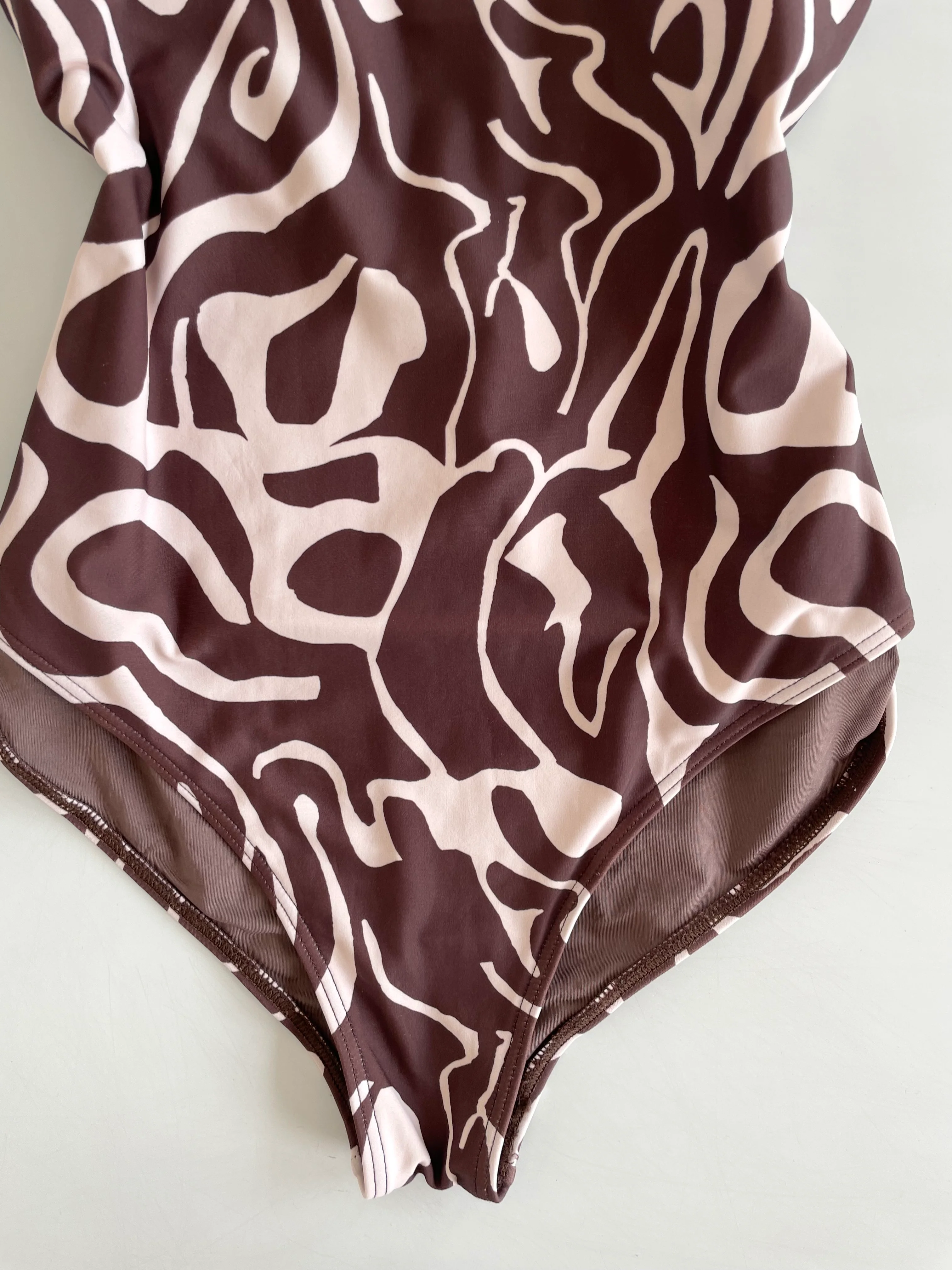 Monokini-Bust 36 to 38 - Image 2