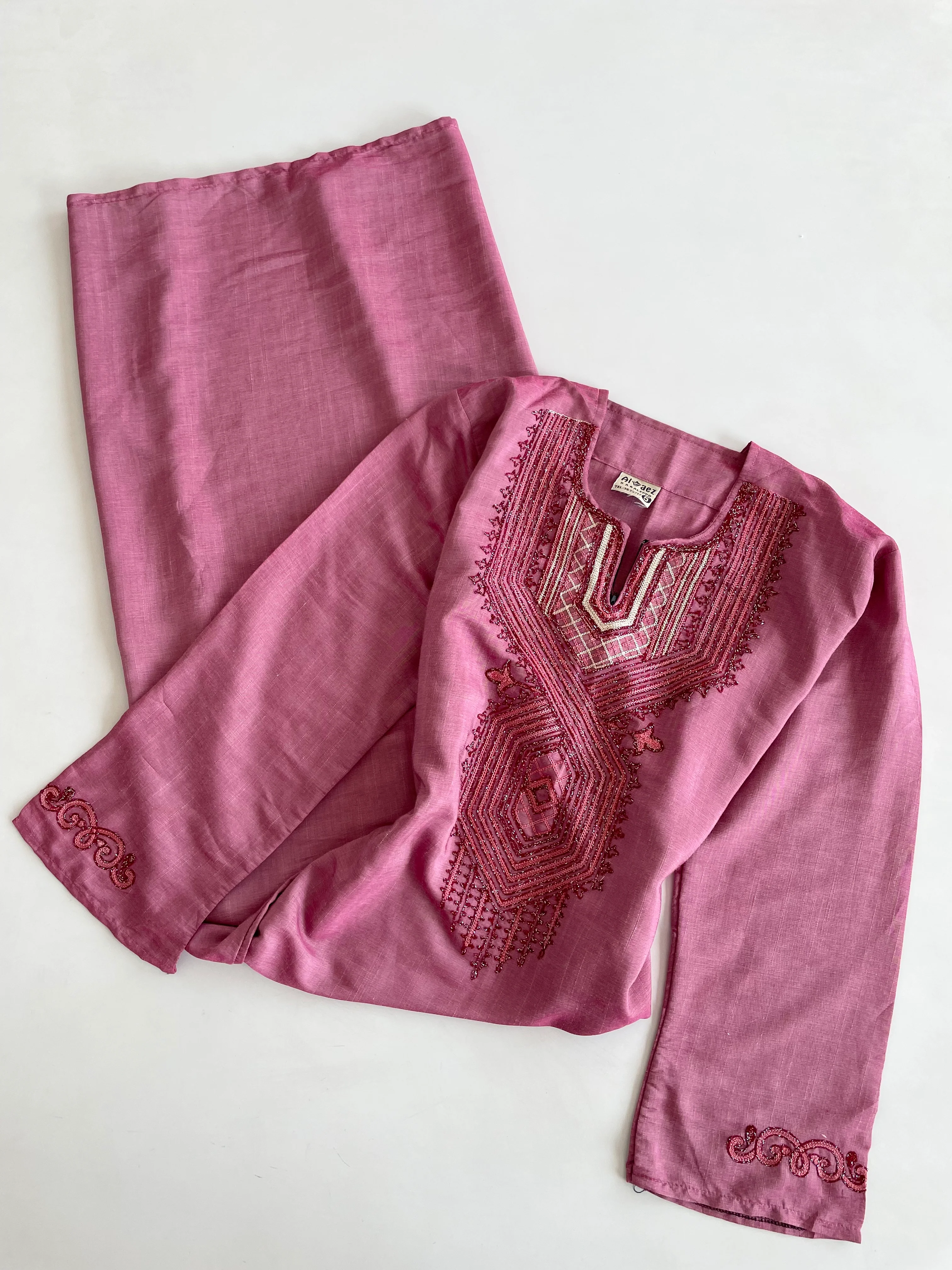Embroidered Kurta-Bust 48