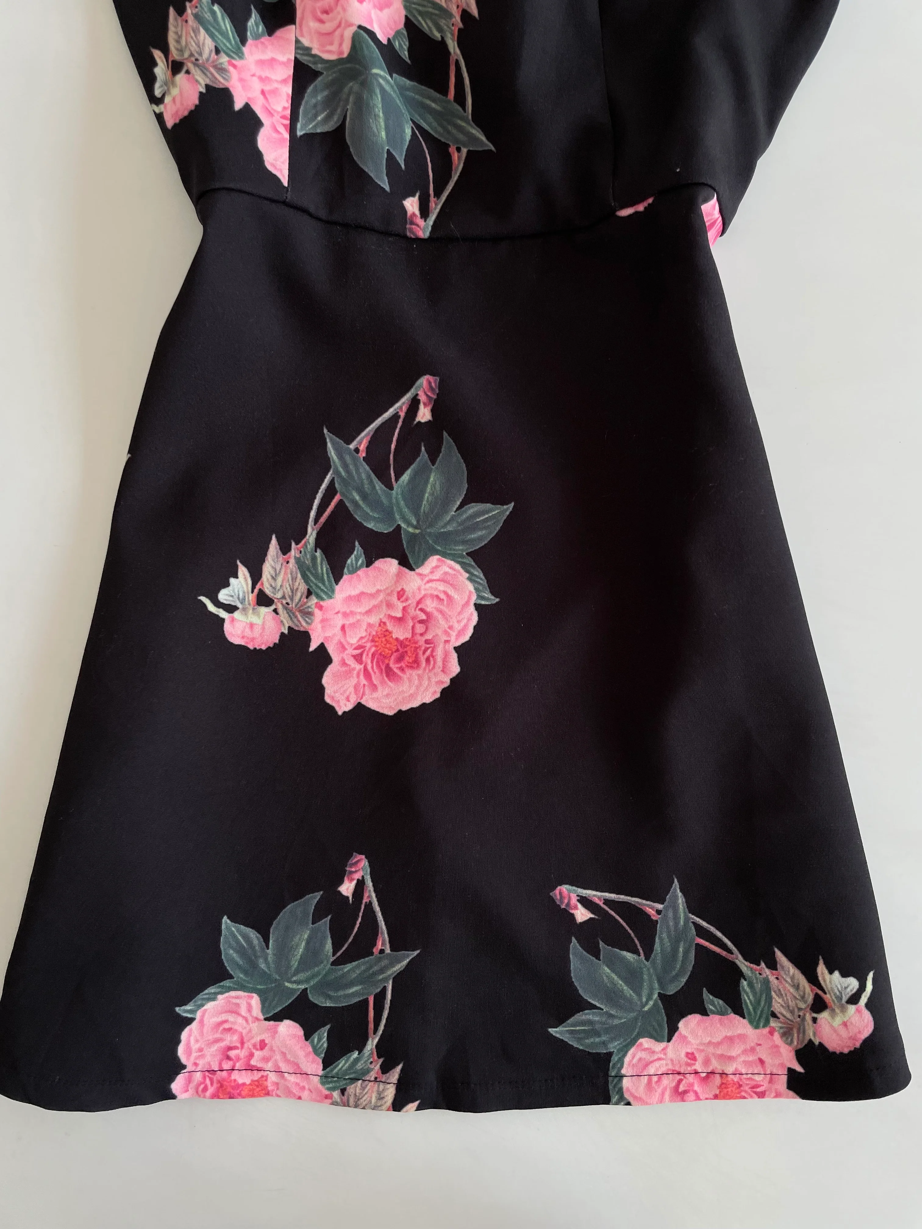 Luvalot Dress-Bust 30 - Image 2