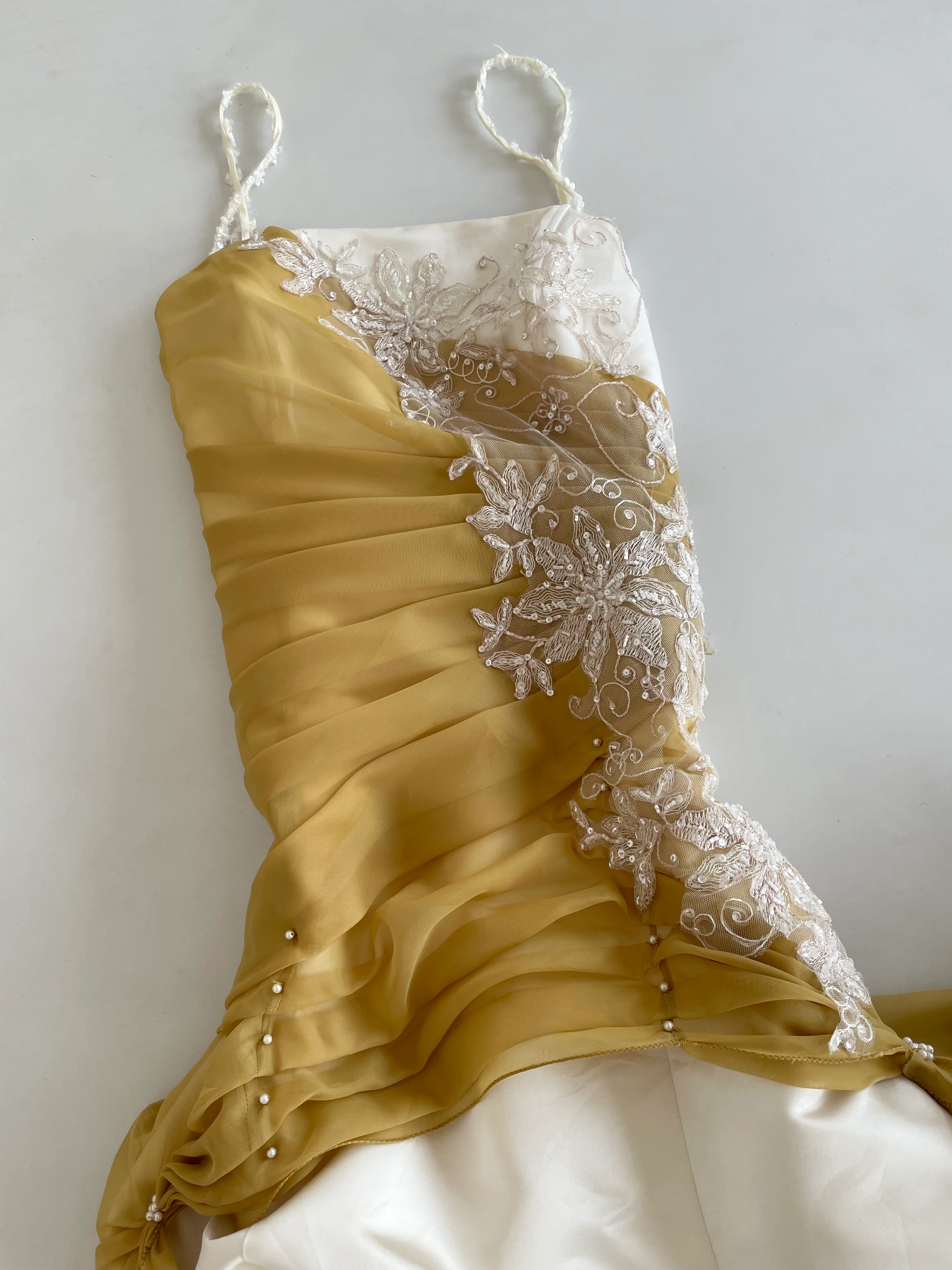 Vintage Dress-Bust 42 to 44 - Image 2