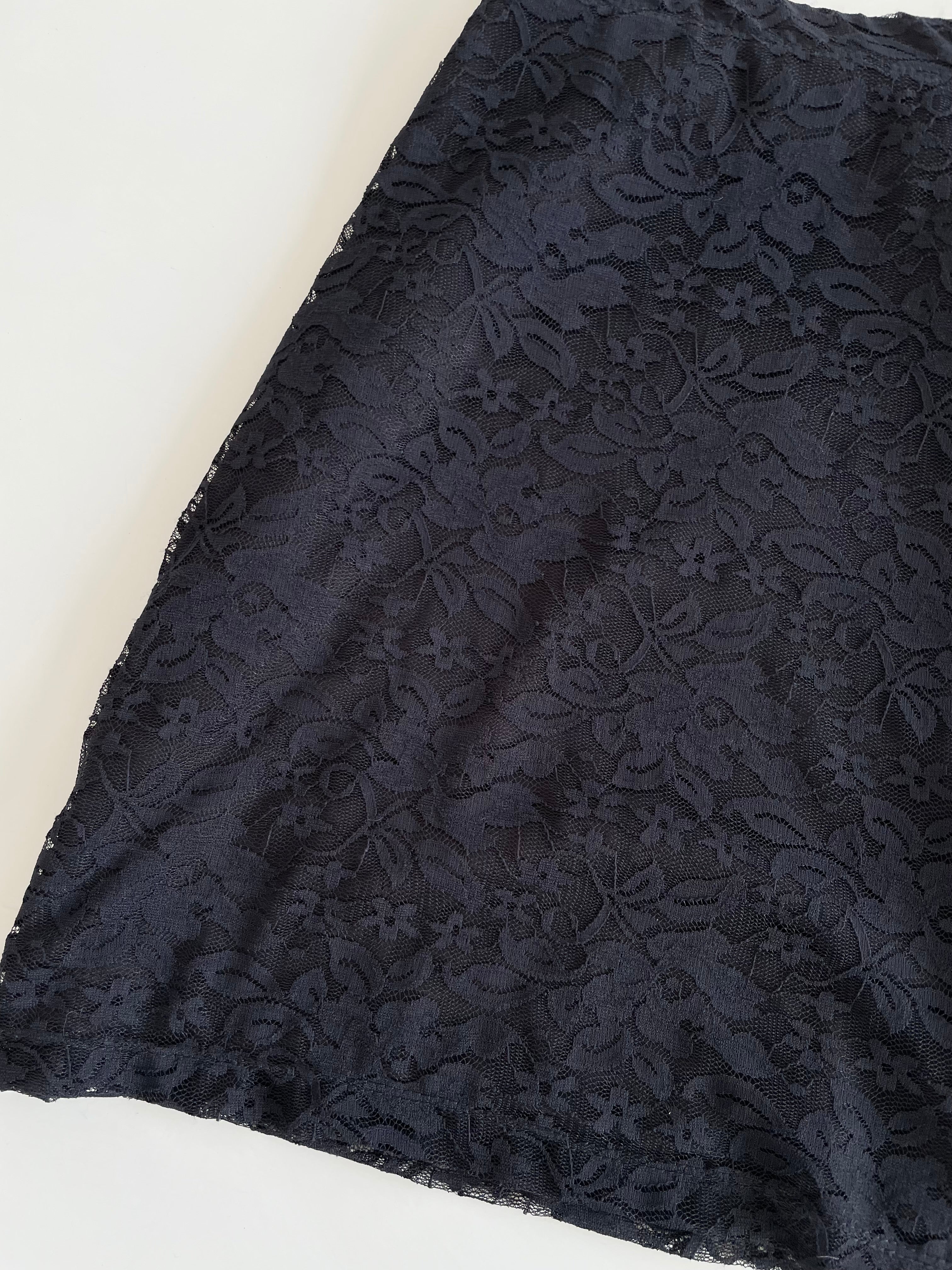 Lace Skirt-Waist 34 to 36 - Image 3