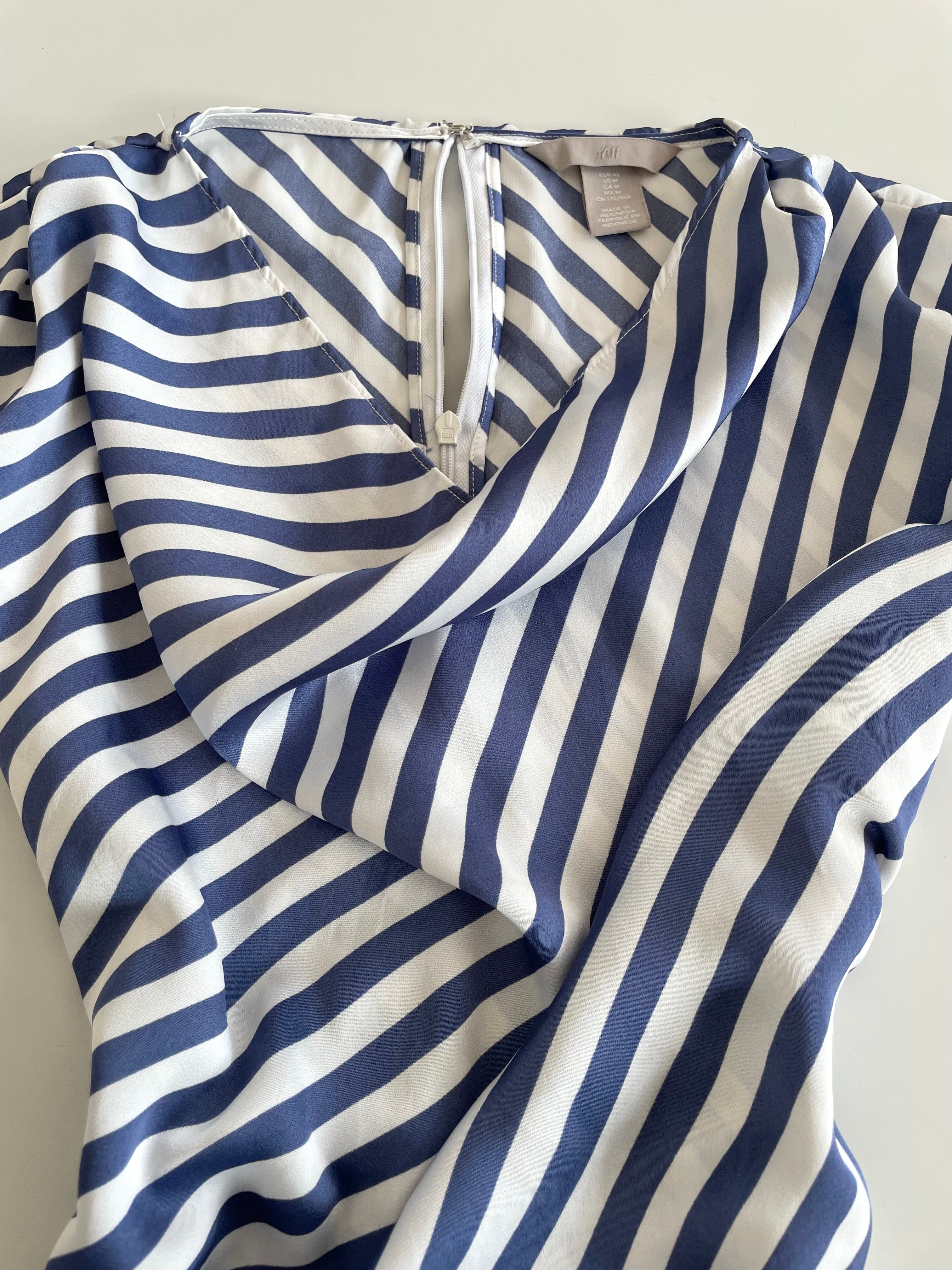H&M Cowl Neck Top-Bust 38 - Image 3