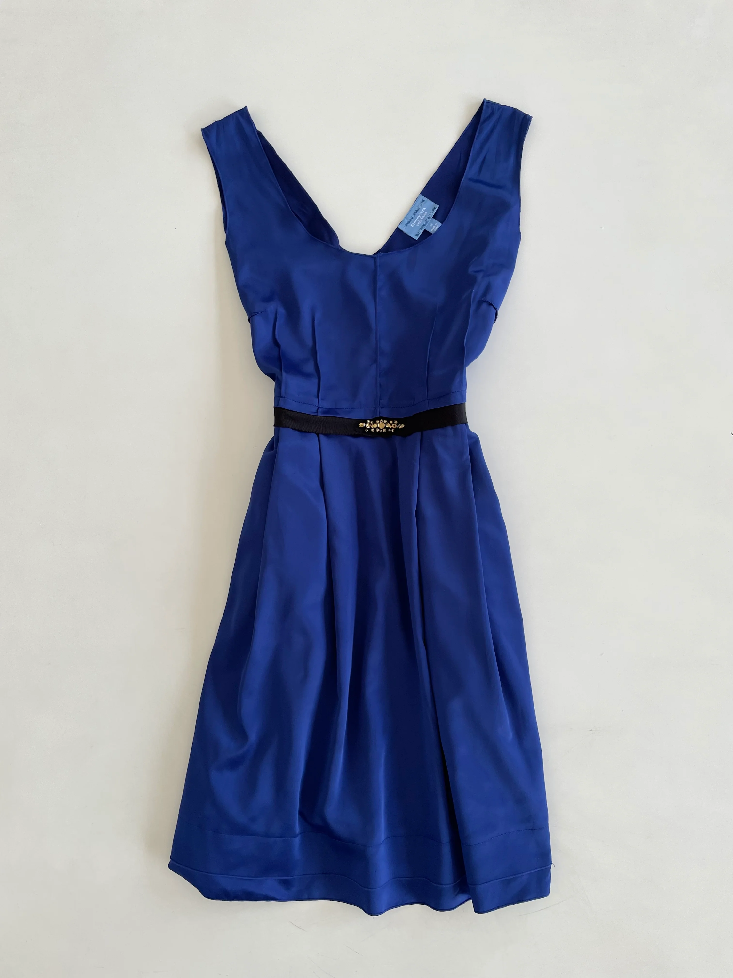 Vera Wang Dress-Bust 40