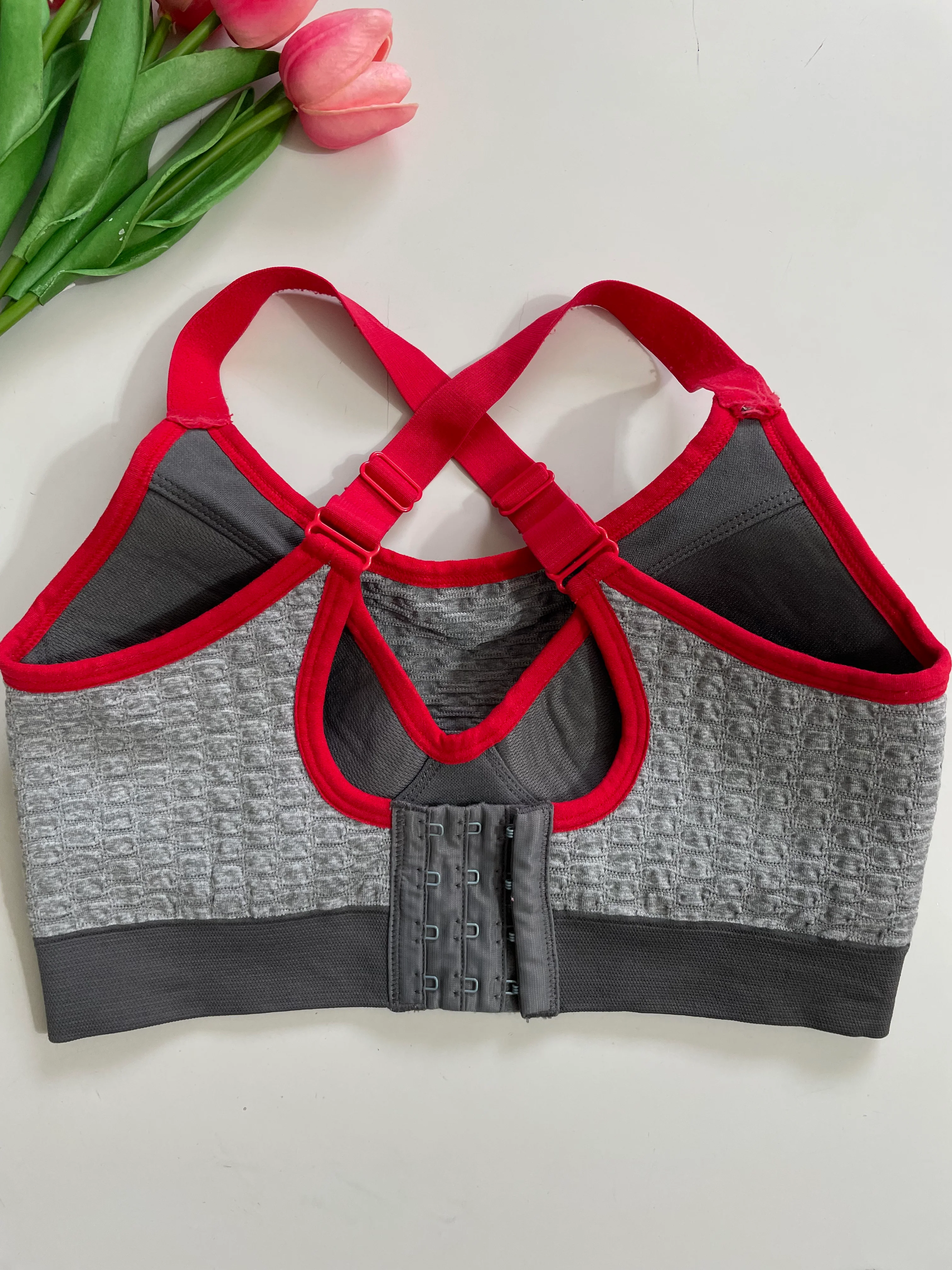 Sports Bra-Bust 28 to 30 - Image 3