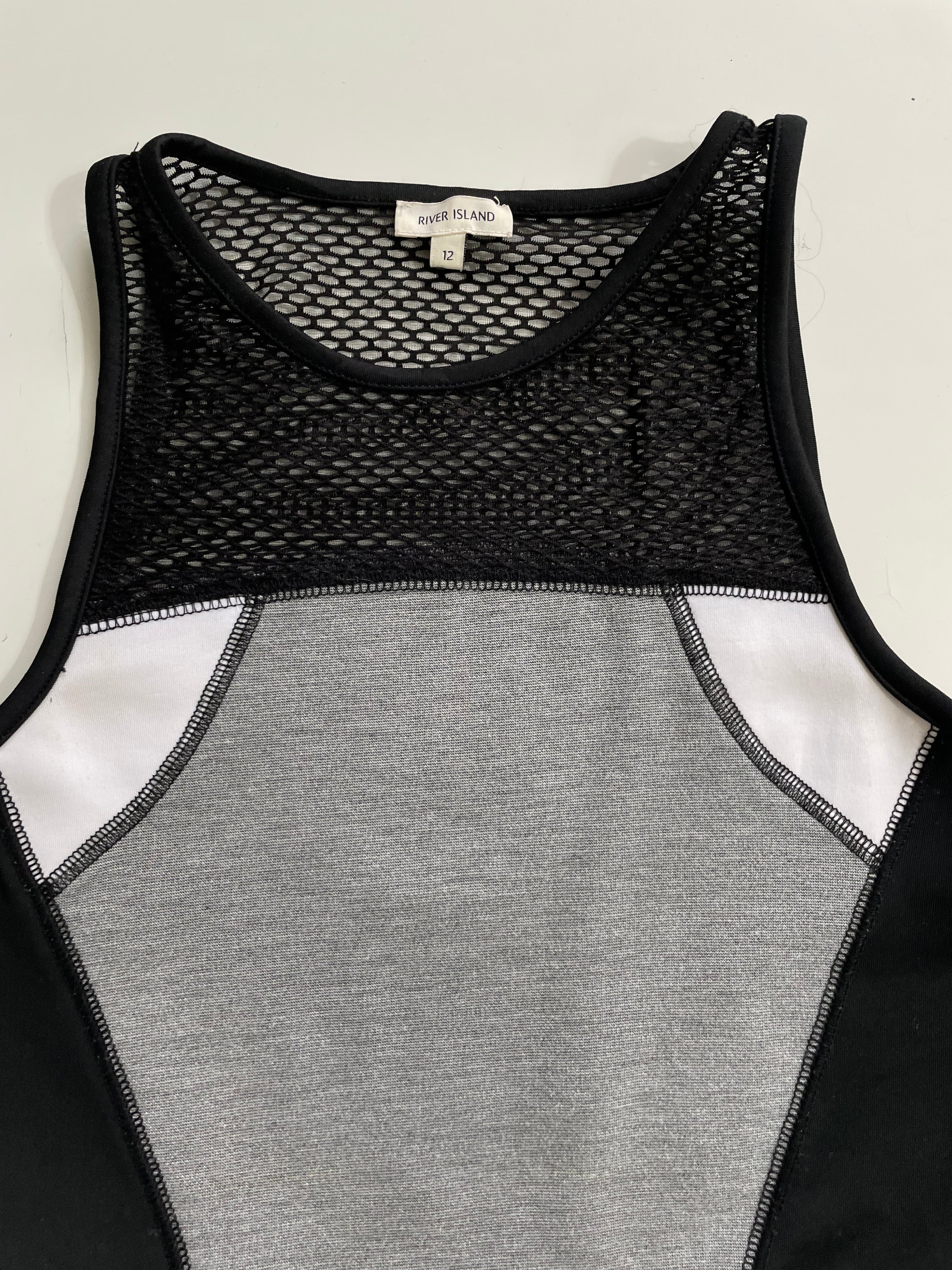 River Island Top-Bust 36 to 38 - Image 2