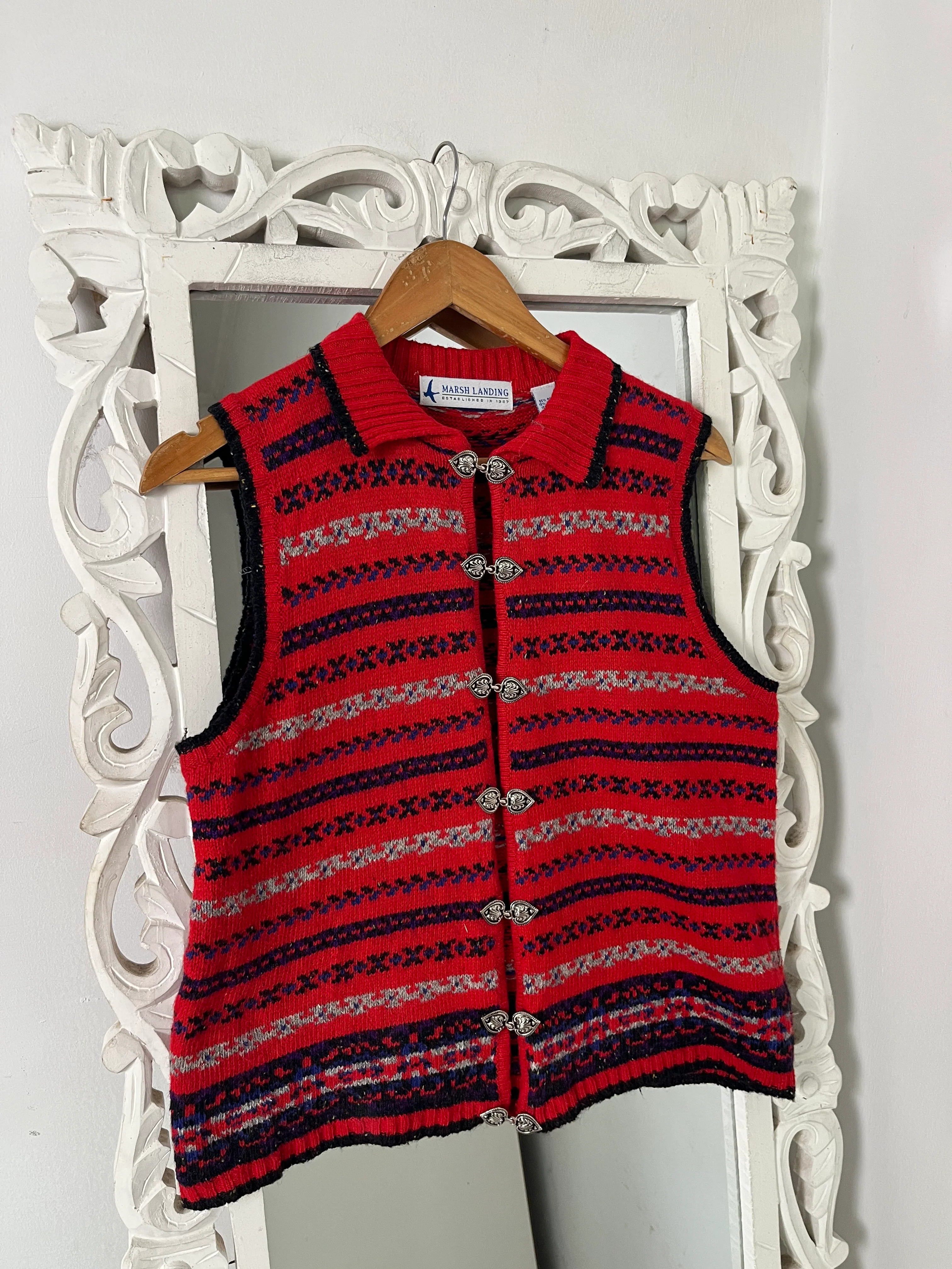 Vintage Embroidered Sweater Vest-Bust 38