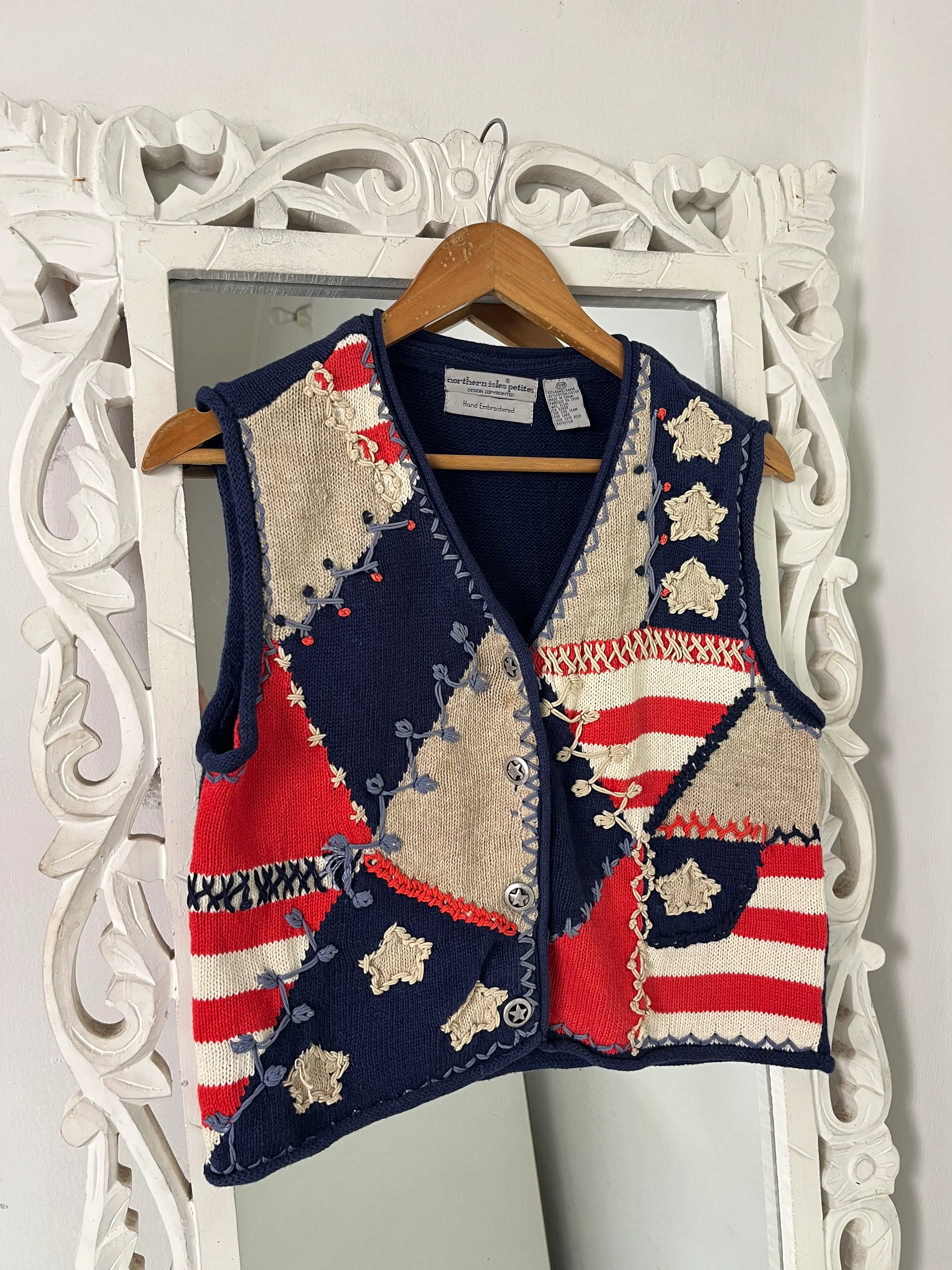 Vintage Embroidered Sweater Vest-Bust 36