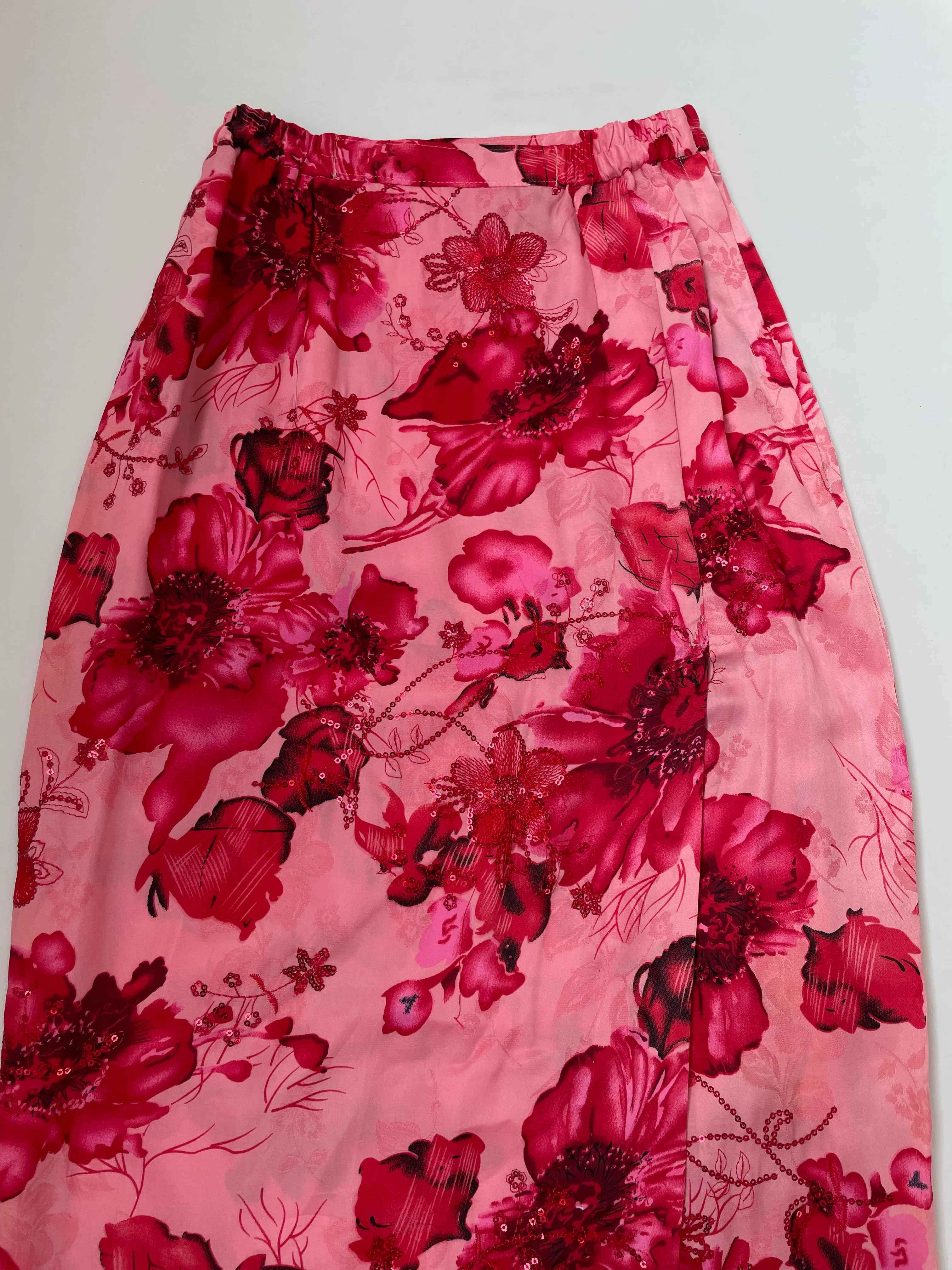 Vintage Long Skirt-Waist 24 to 26 - Image 2