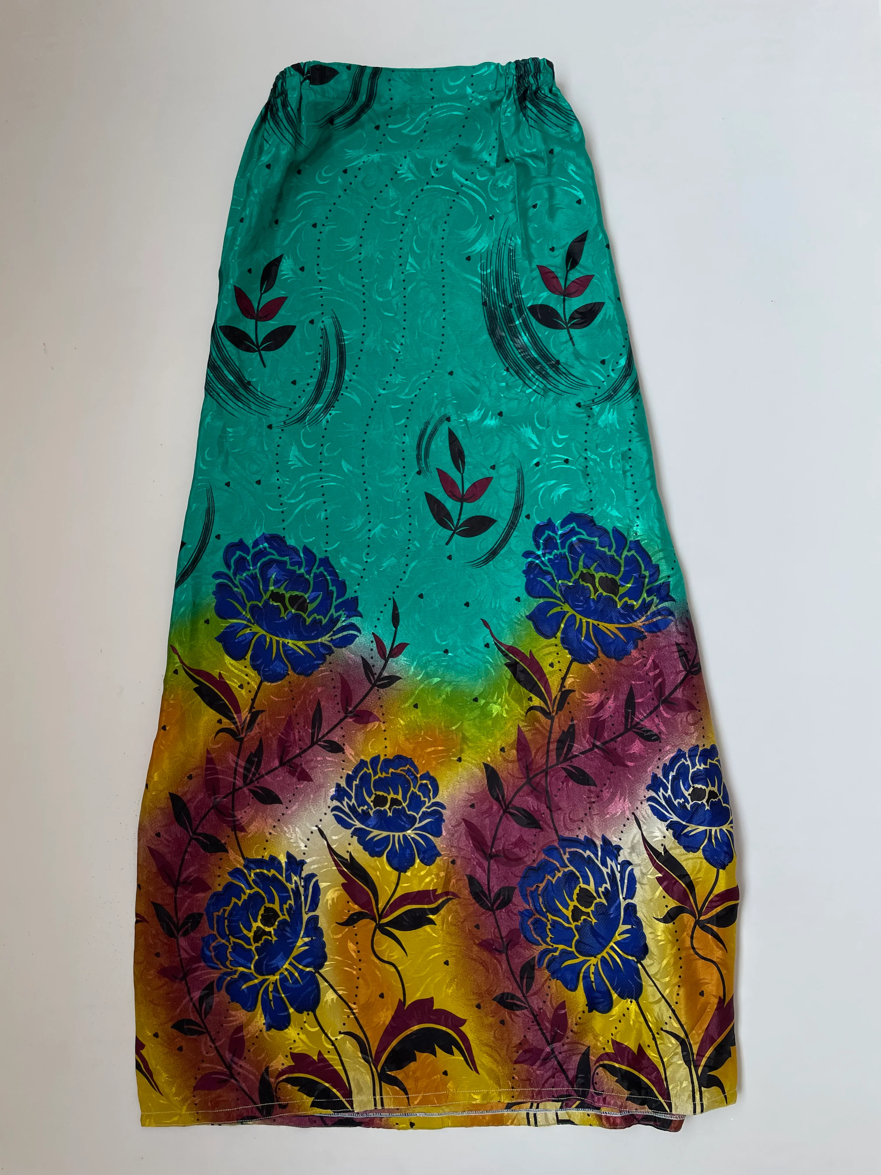 Vintage Long Skirt-Waist 30 to 34