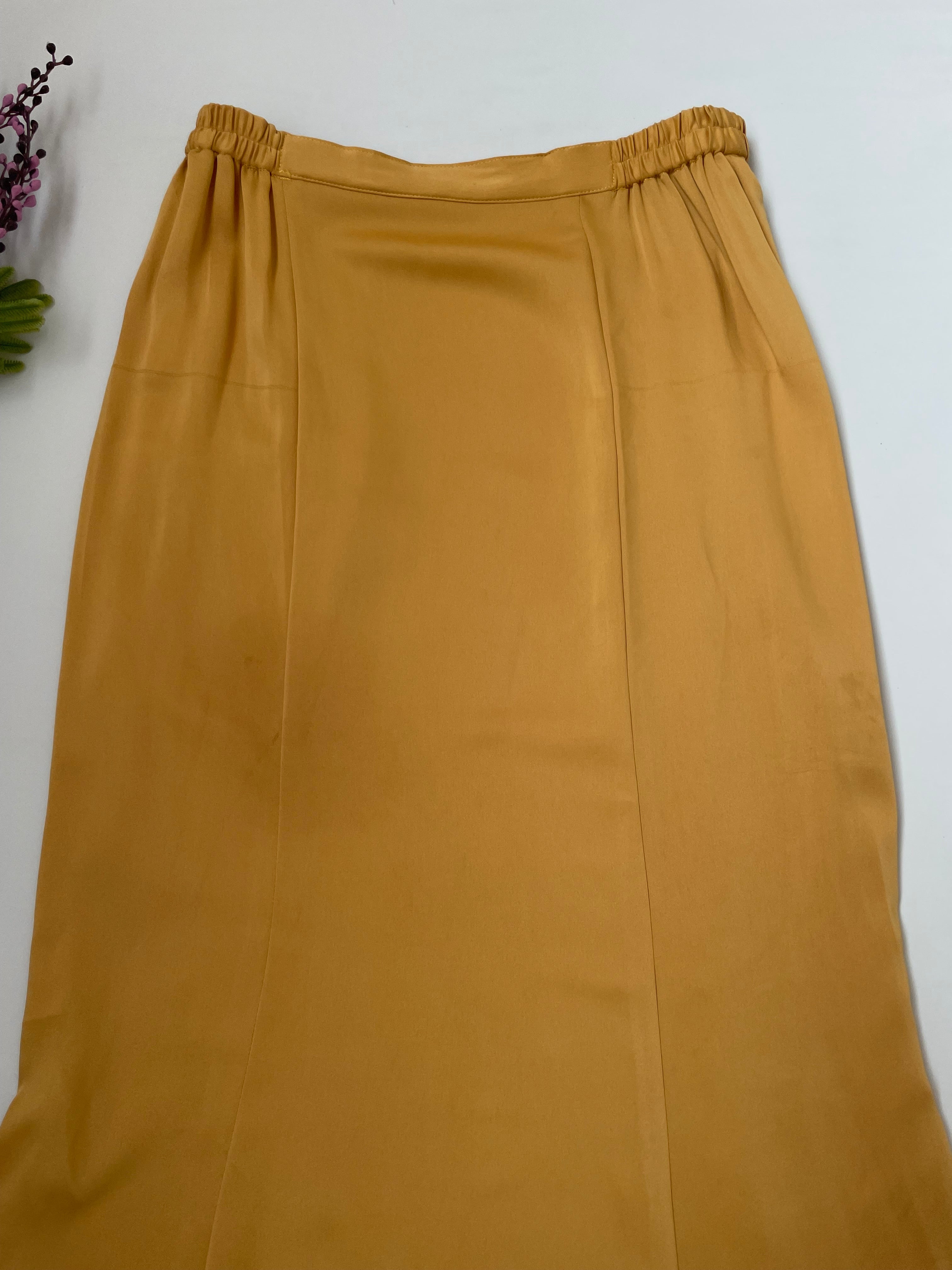 Vintage Long Skirt-Waist 26 to 28 - Image 3