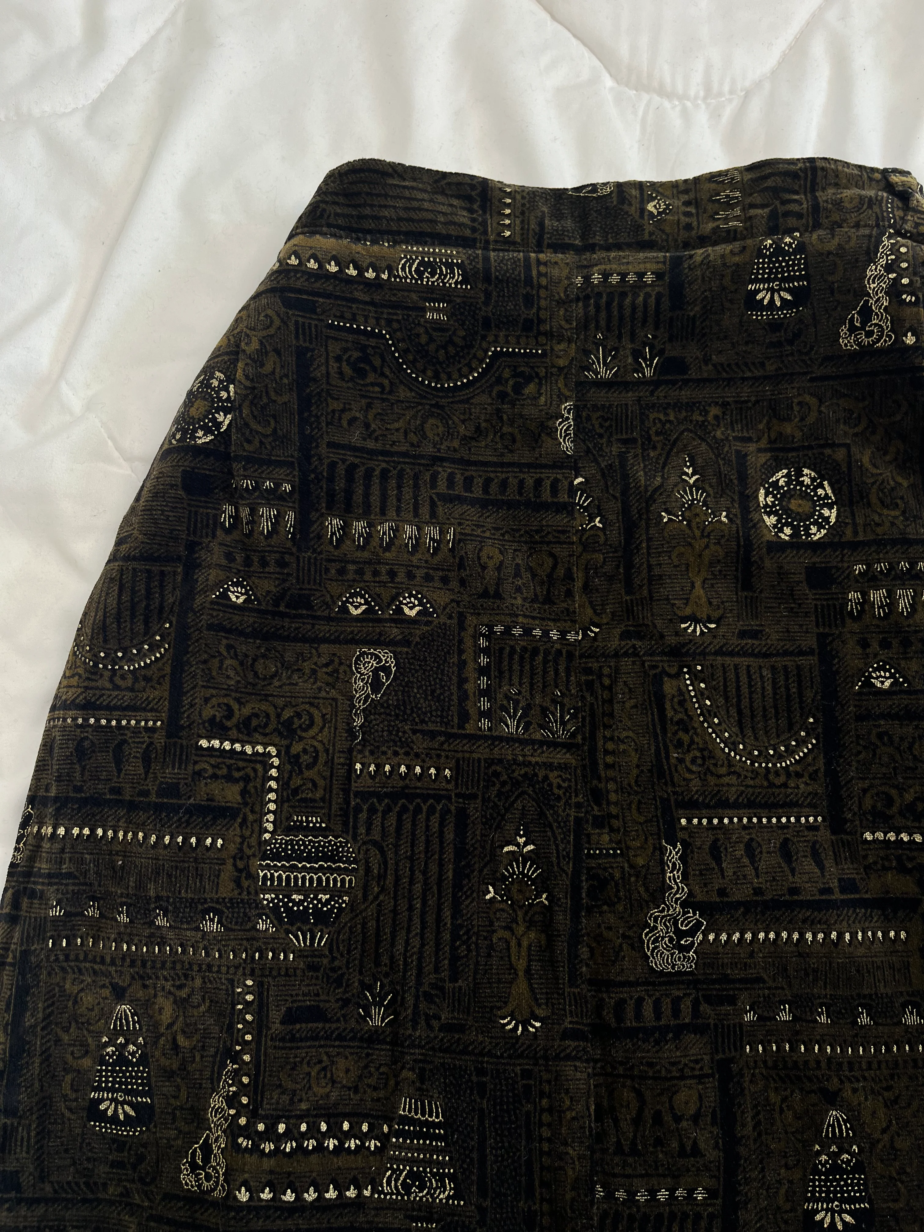 Vintage Suede Skirt-Waist 24 - Image 2