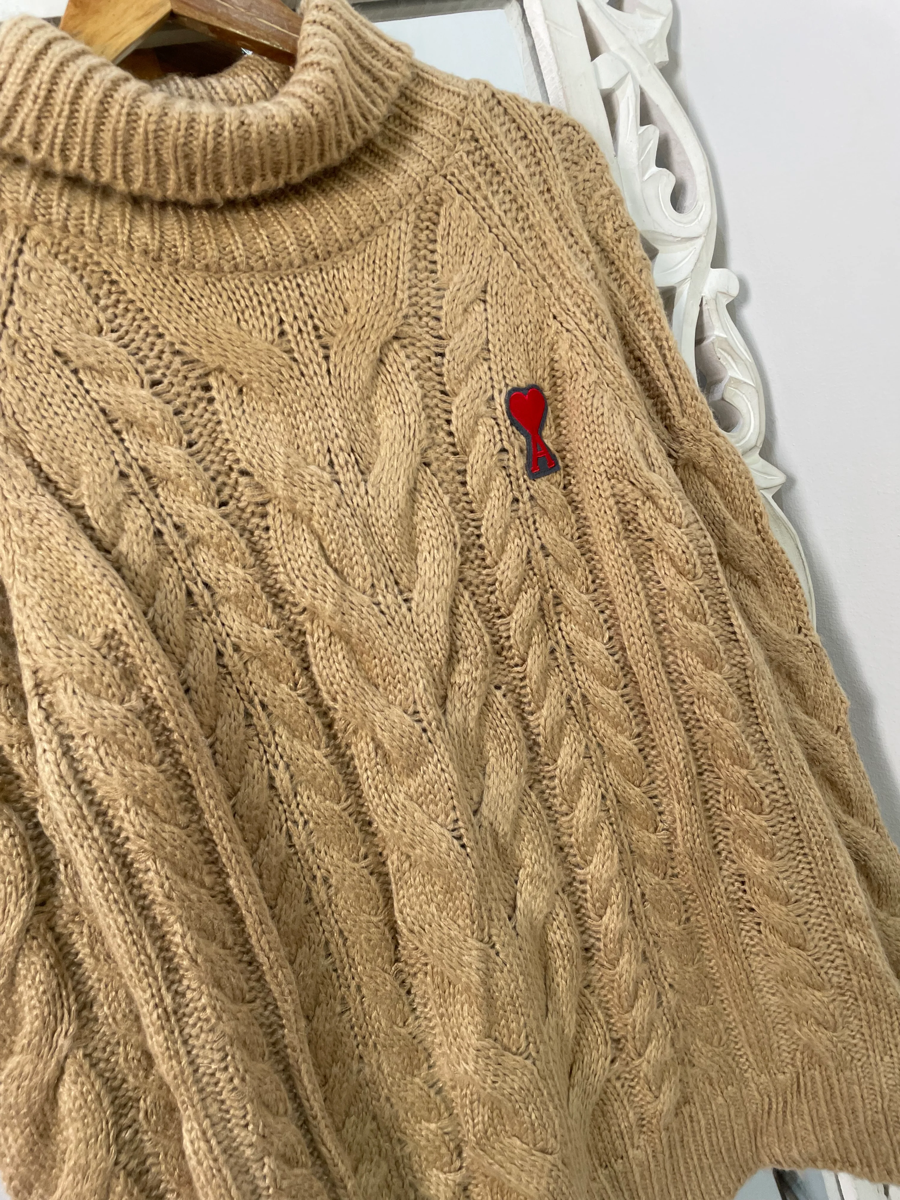 Ami Vintage Sweater-Bust 42 - Image 2