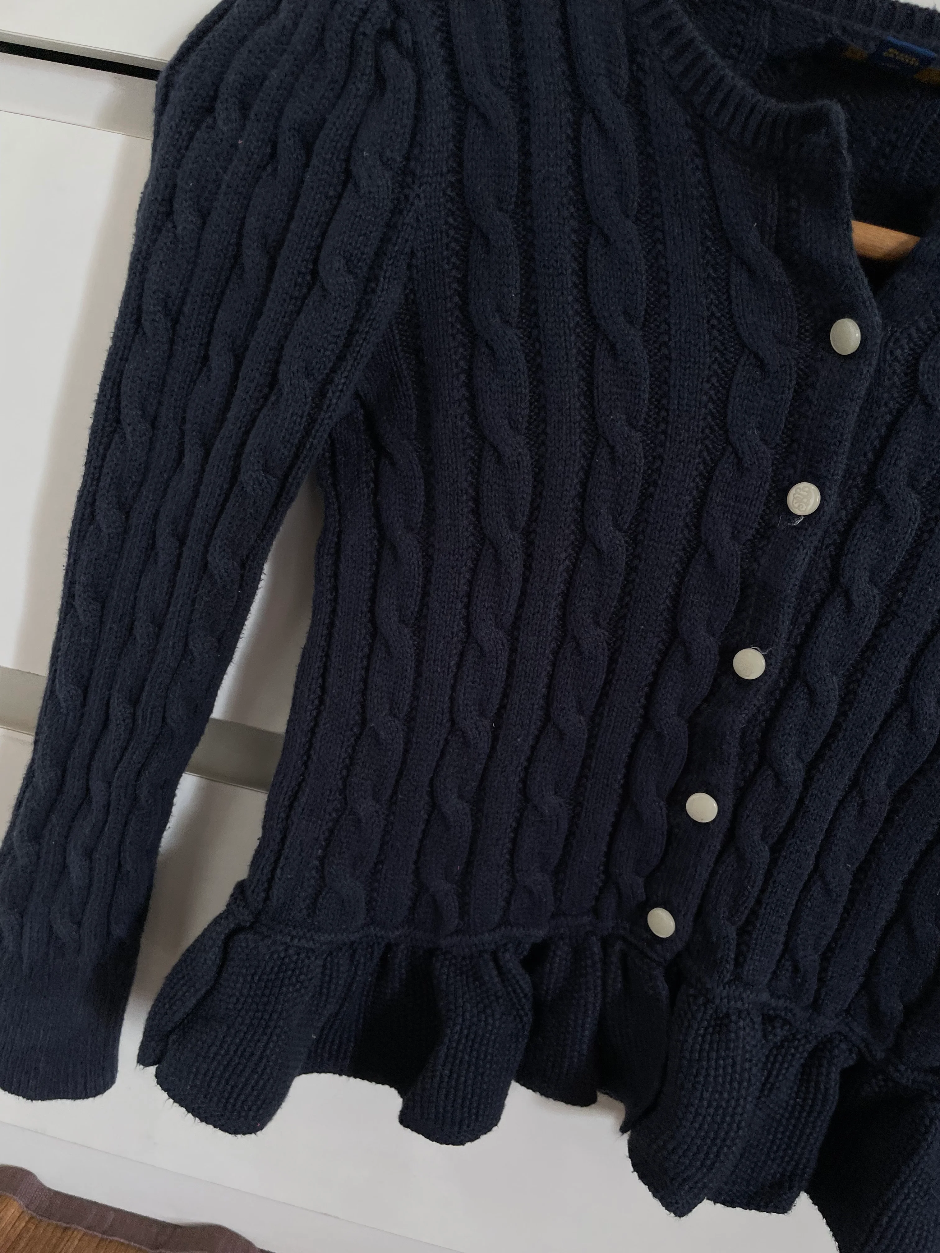 Vintage Sweater-Bust 26 - Image 3