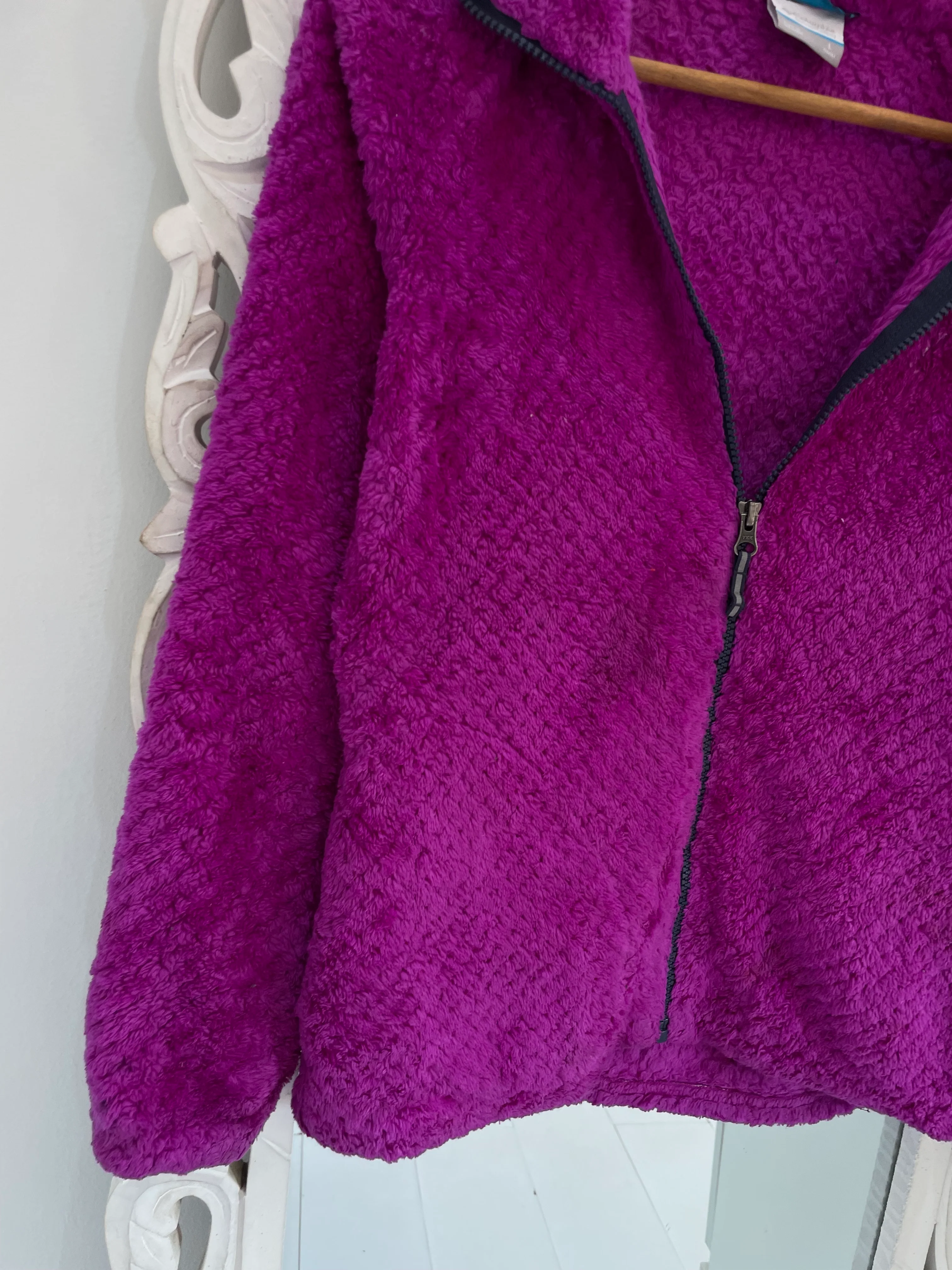 Columbia Vintage Sweater-Bust 34 - Image 3