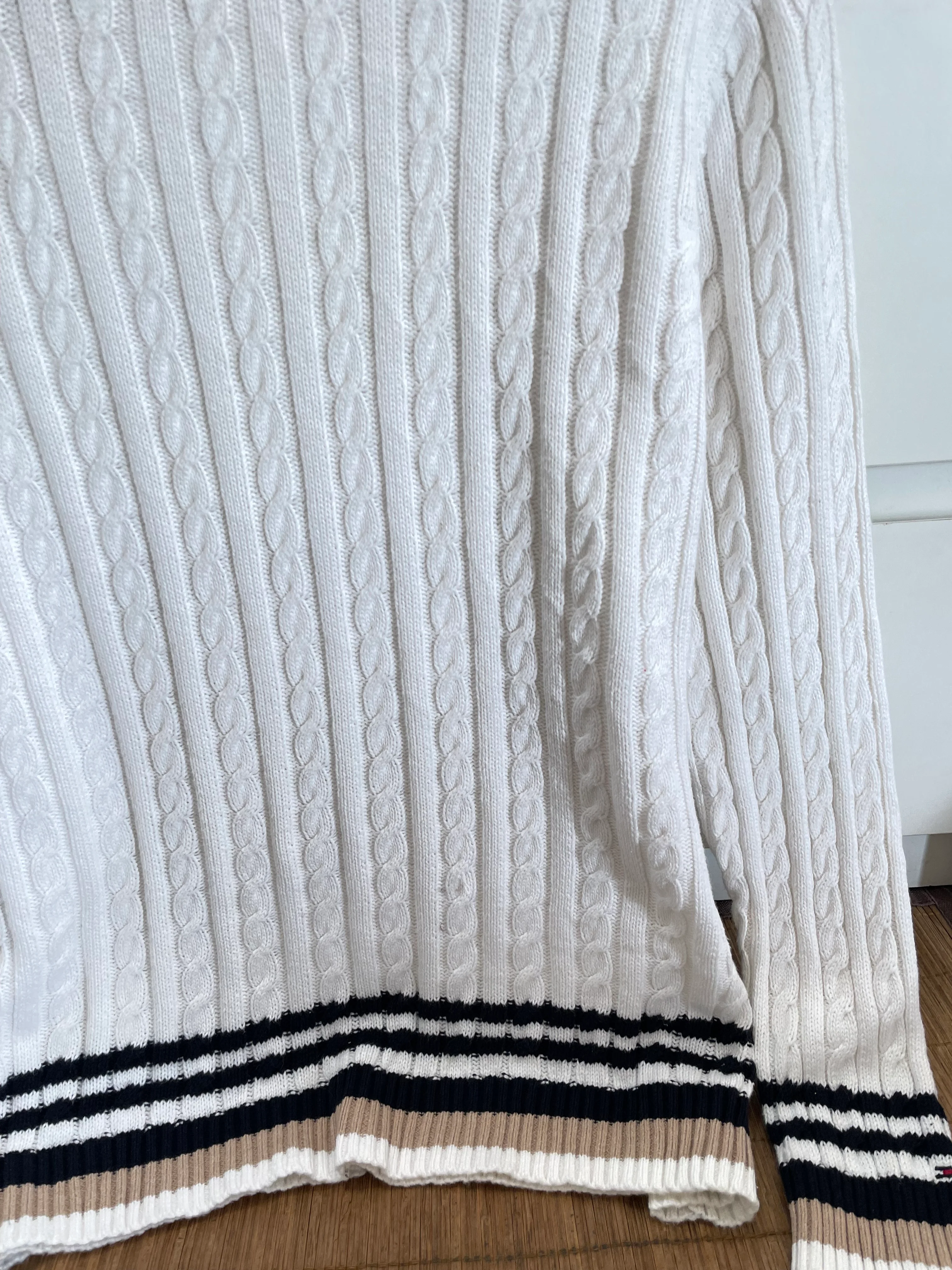 Tommy Hilfiger Vintage Sweater-Chest 44 - Image 3