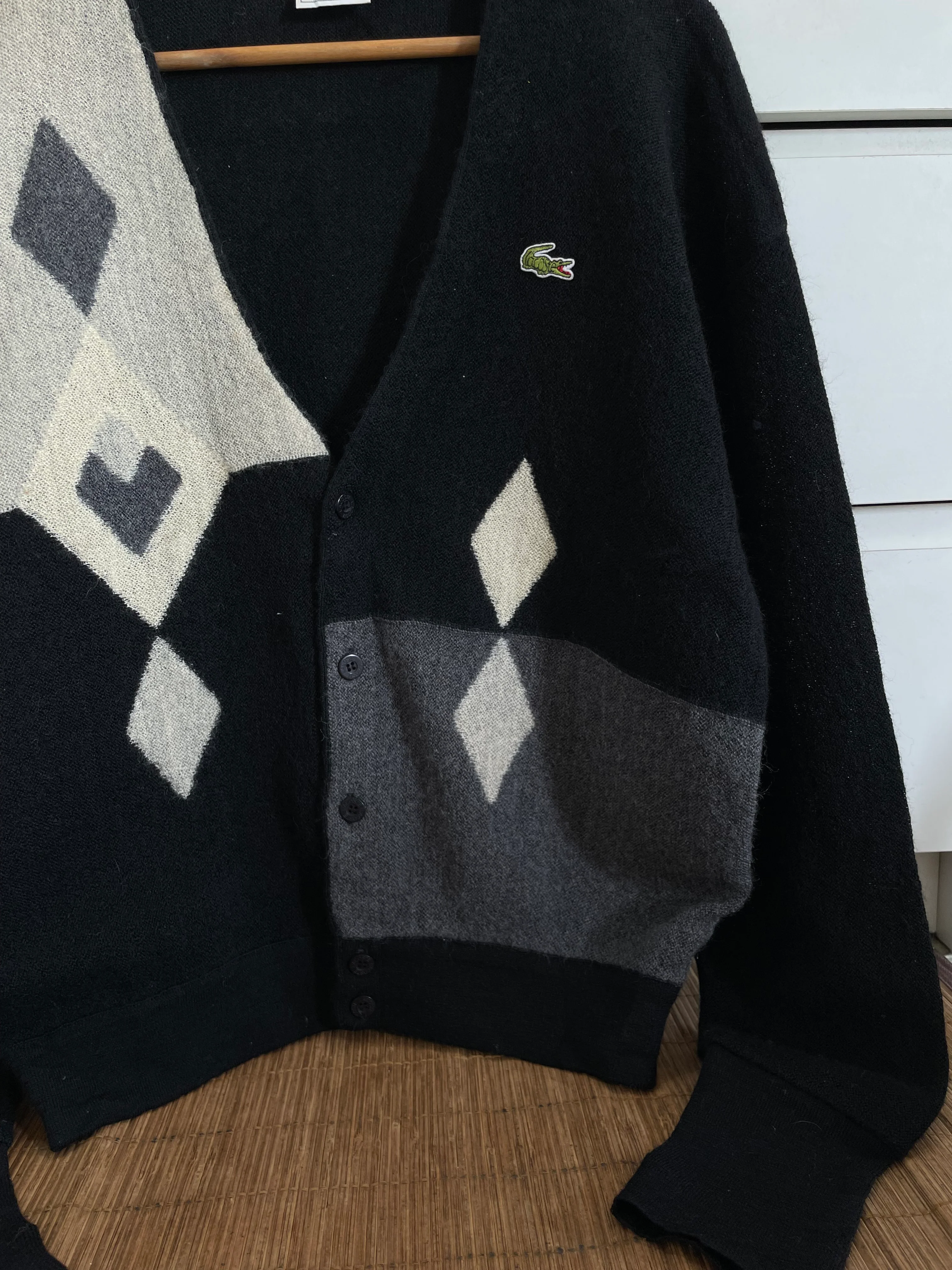 Lacoste Vintage Pure New Wool Sweater-Chest 50 - Image 3