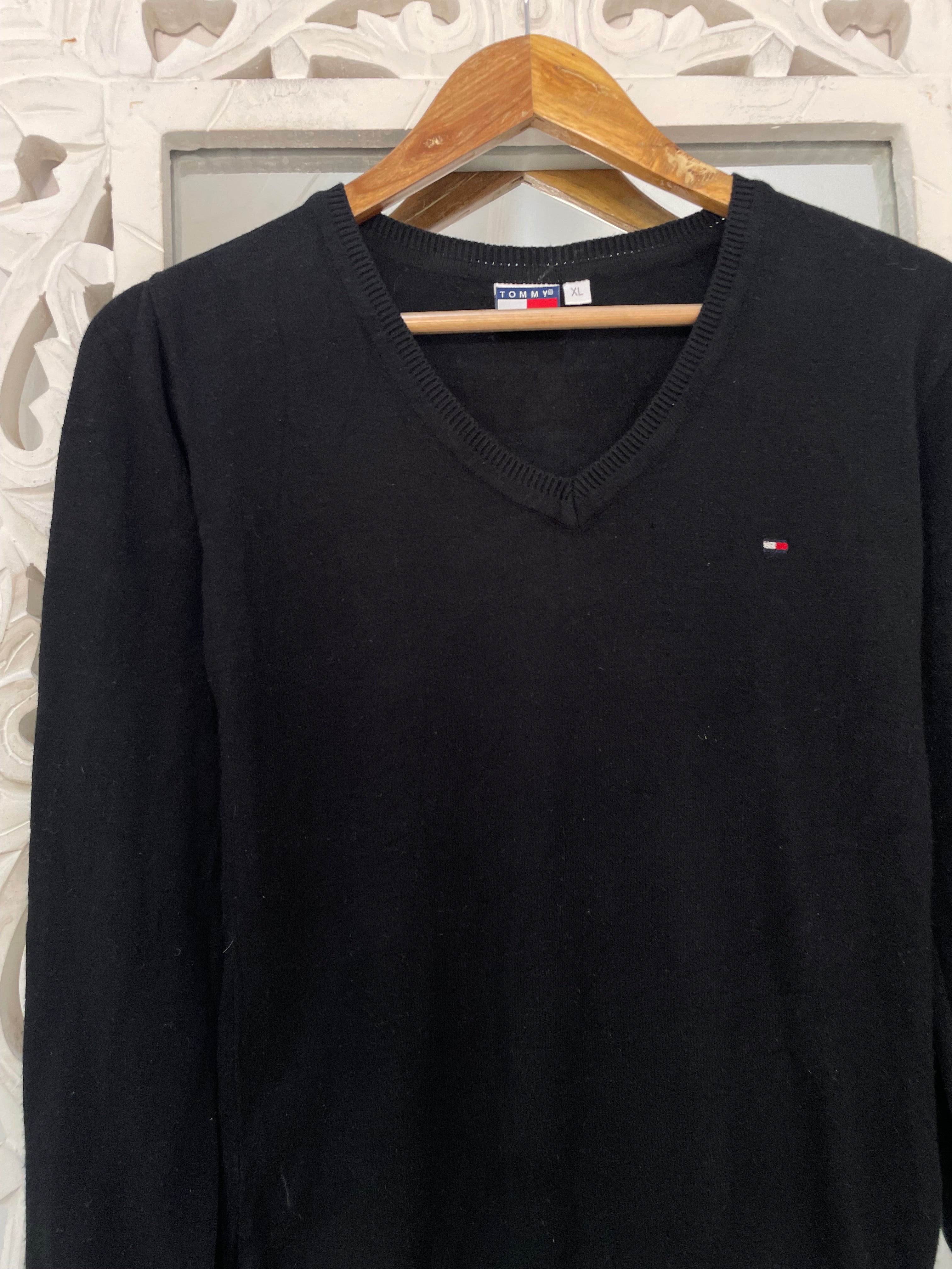 Tommy Hilfiger Vintage Sweater-Chest 34 - Image 2