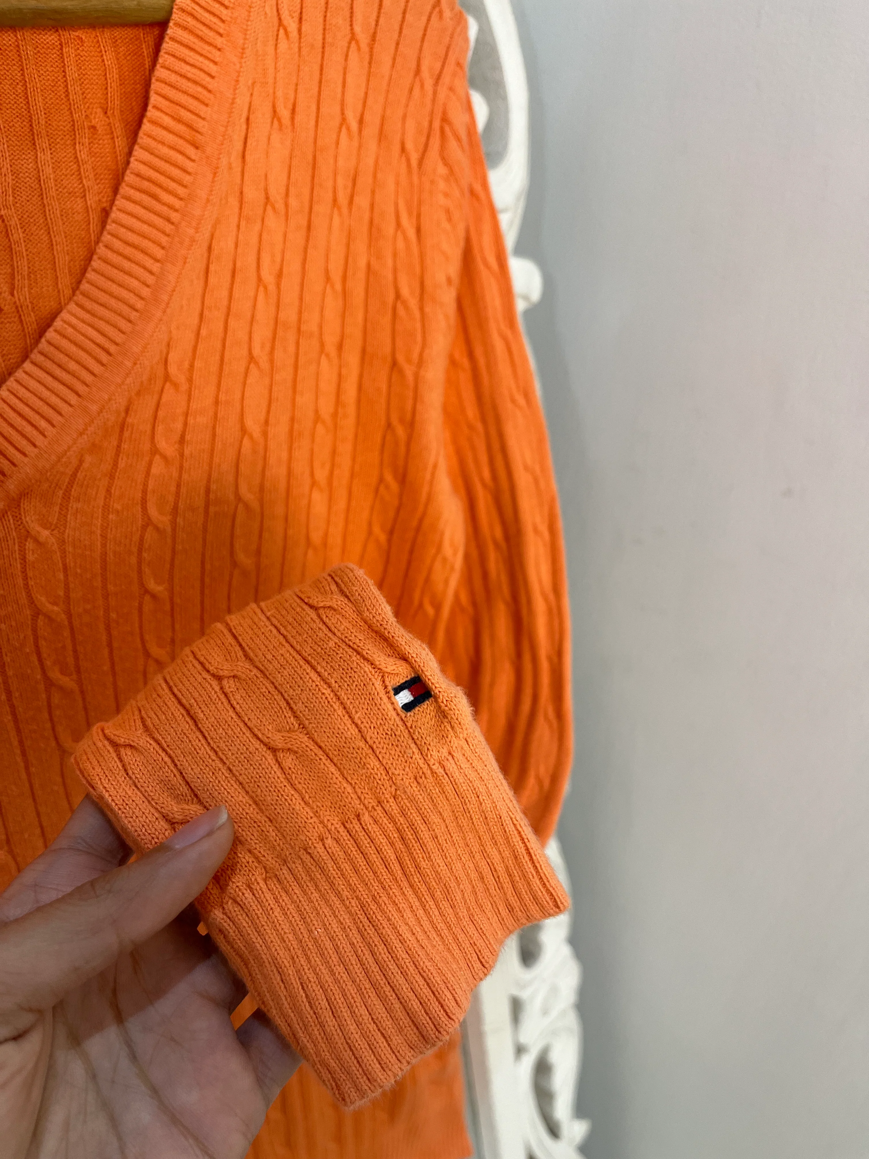 Vintage Tommy Hilfiger Sweater-Chest 34 to 36 - Image 3