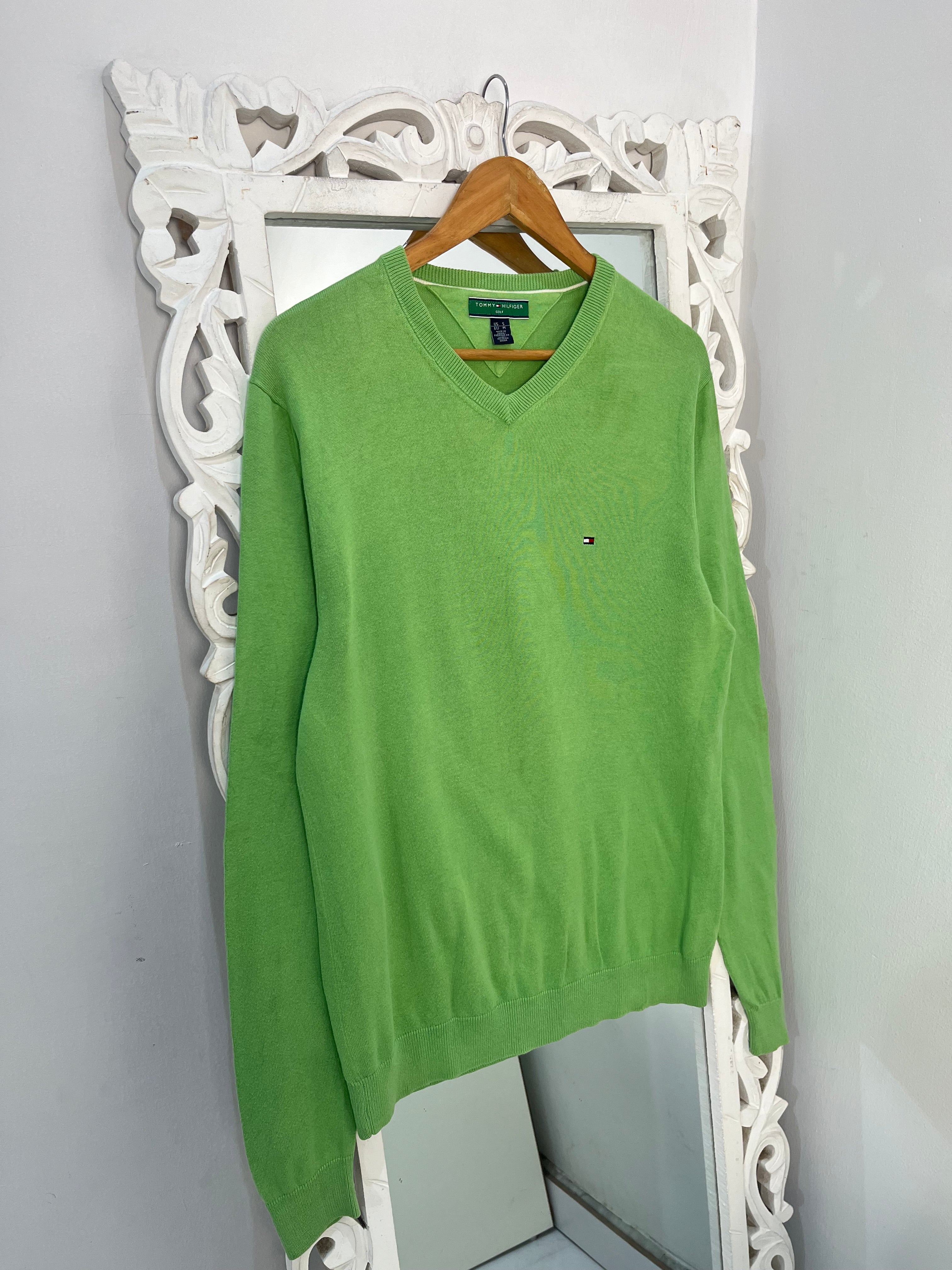 Vintage Tommy Hilfiger Sweater-Chest 40