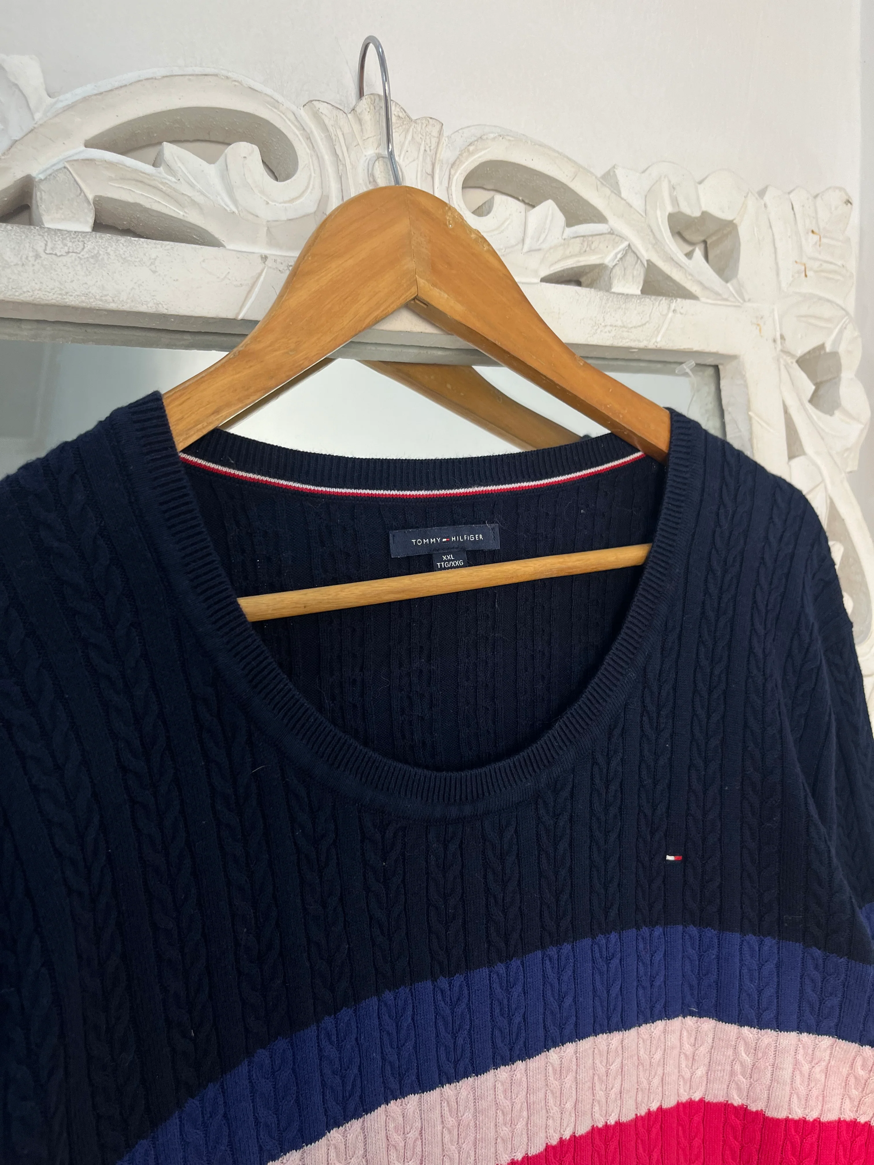 Vintage Tommy Hilfiger Sweater-Chest 46 - Image 2