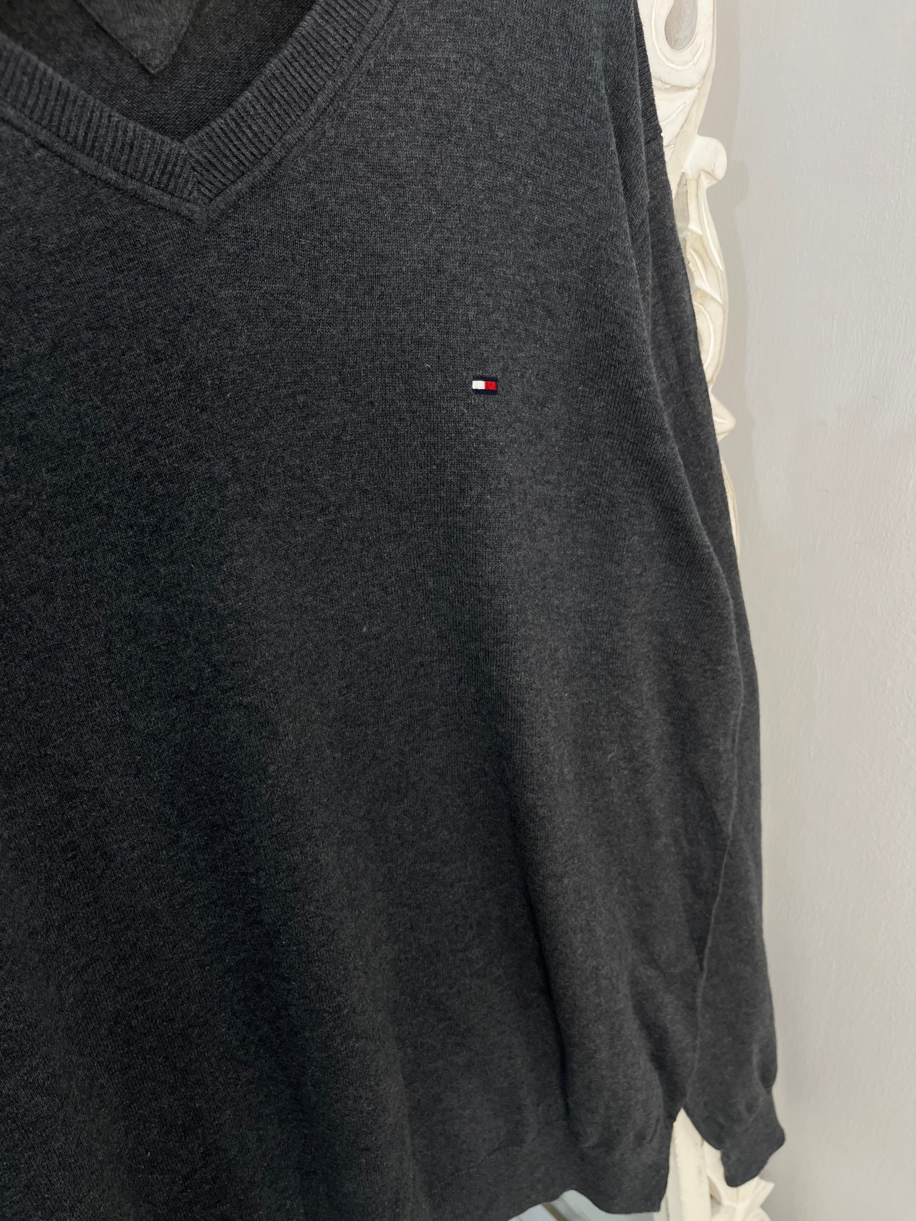 Vintage Tommy Hilfiger Sweater-Chest - Image 2