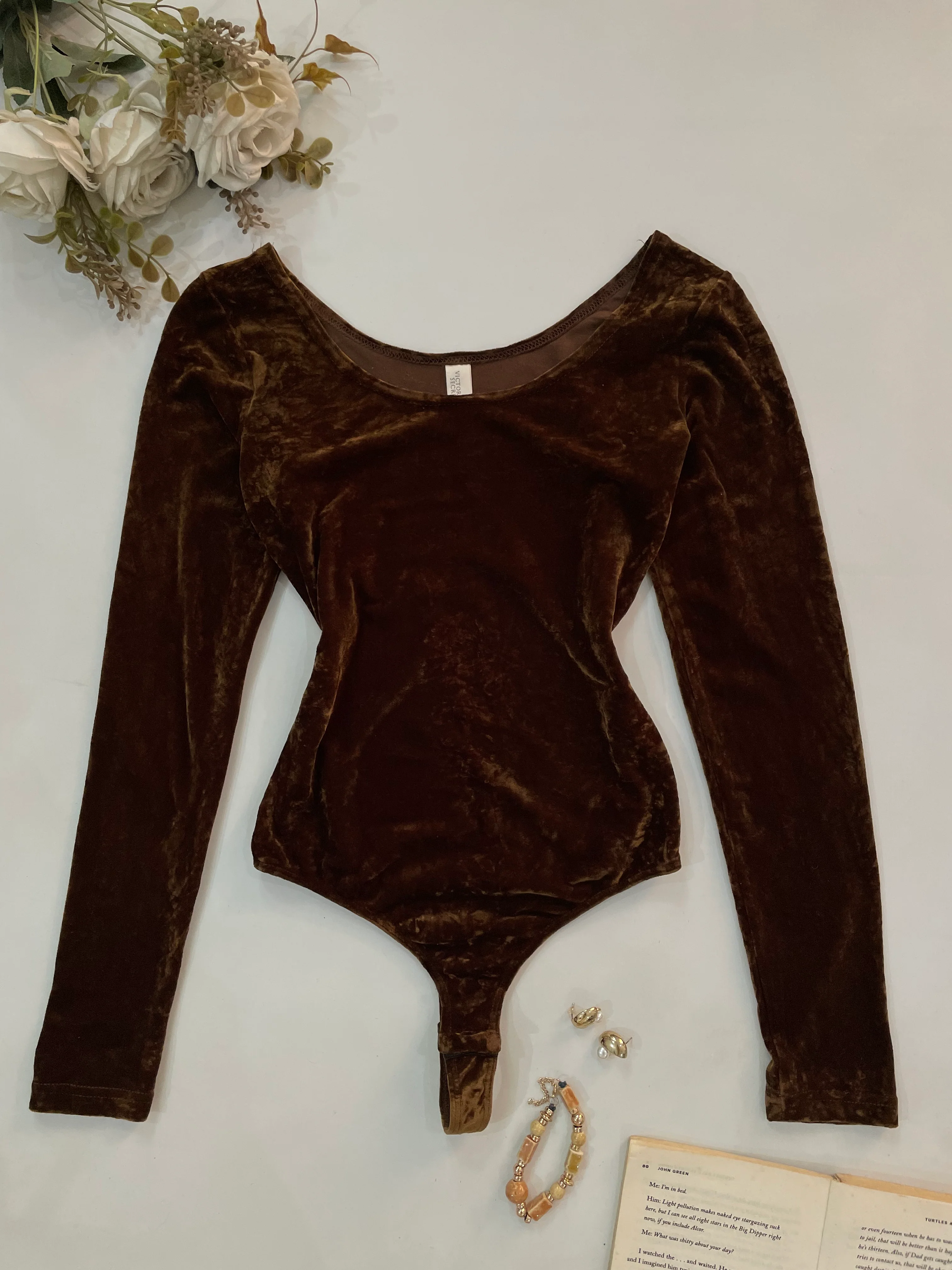 Victoria’s Secret Vintage Top-Bust 32 to 34