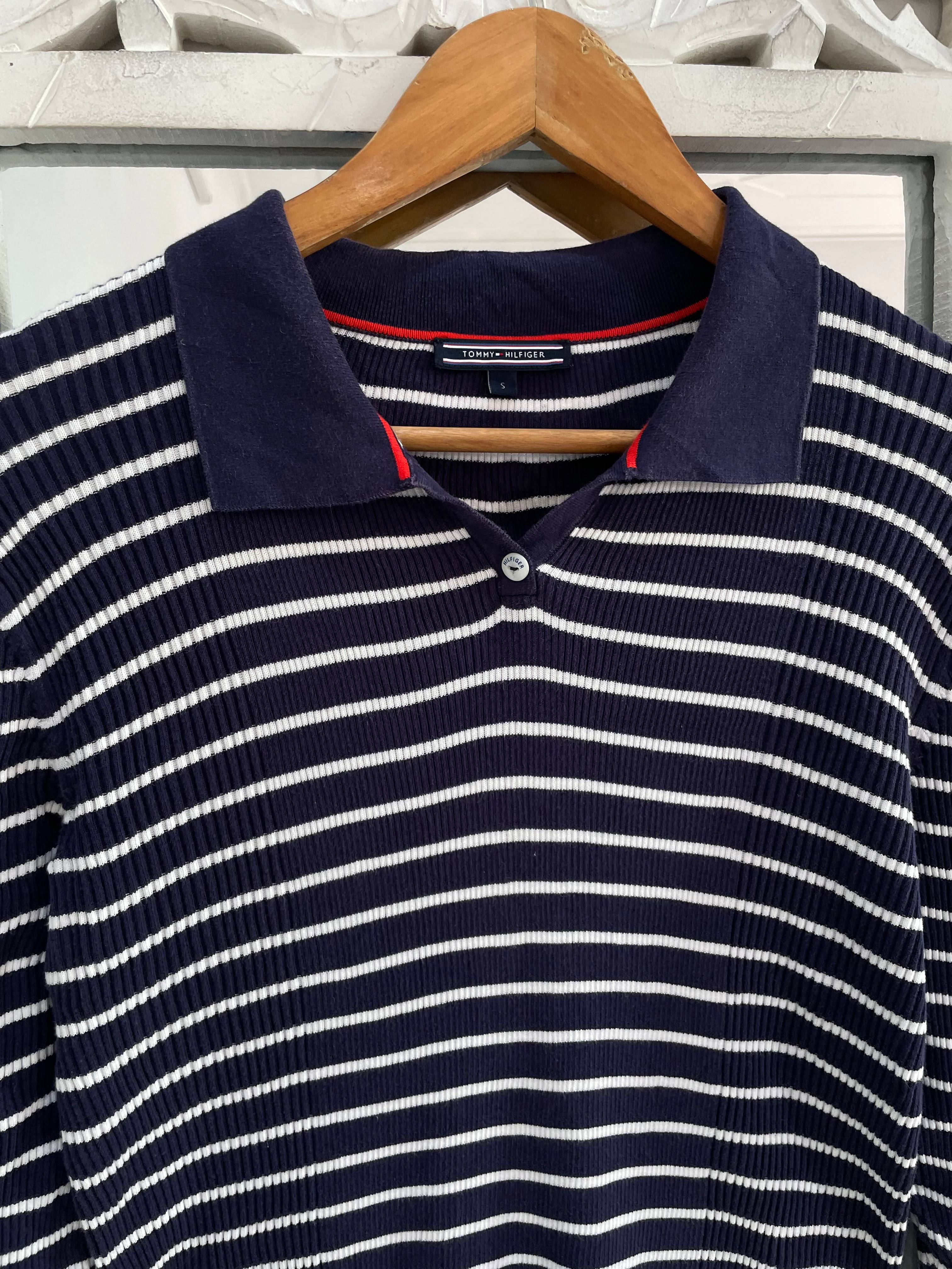 Tommy Hilfiger Vintage Top-Bust 40 to 44 - Image 2