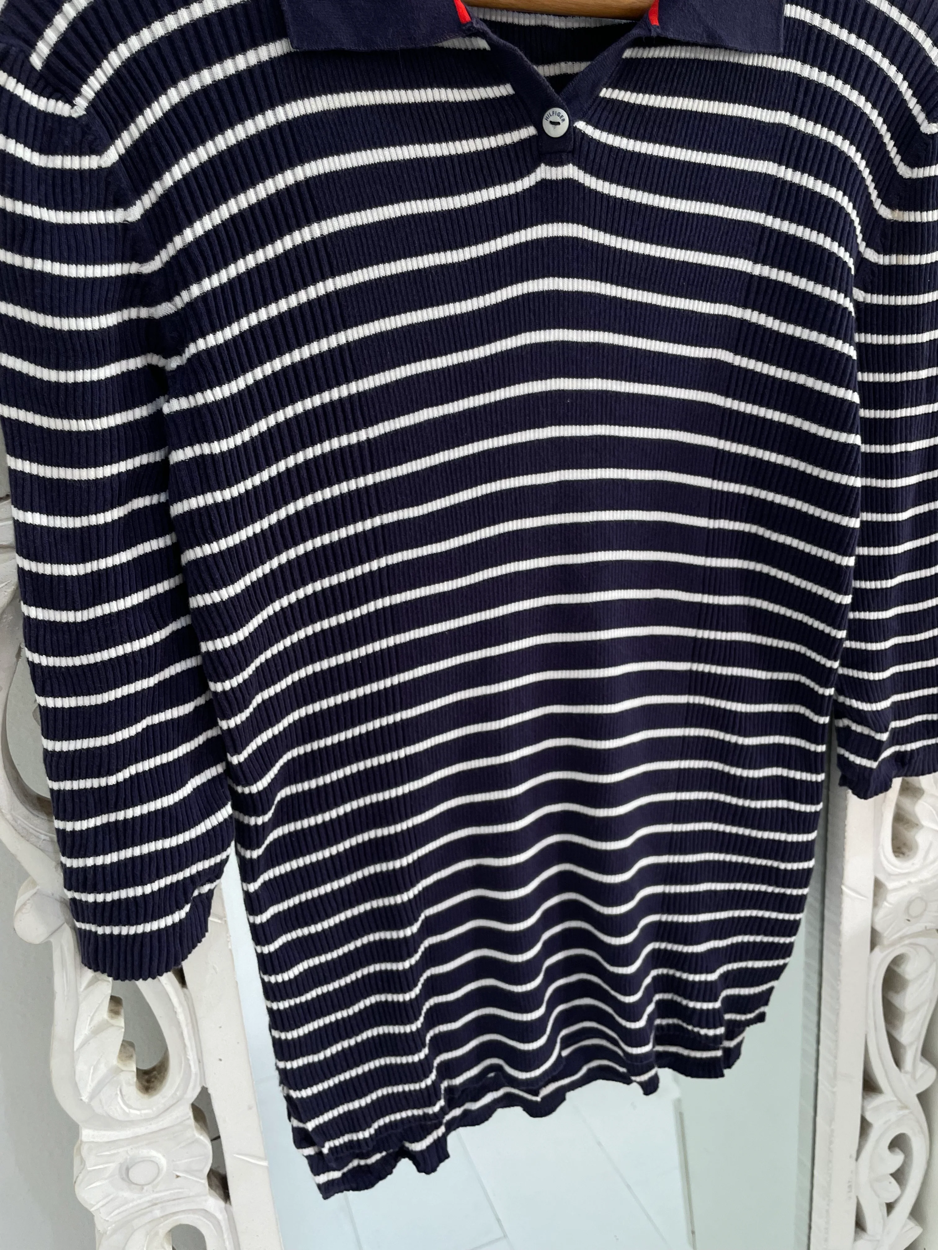 Tommy Hilfiger Vintage Top-Bust 40 to 44 - Image 3