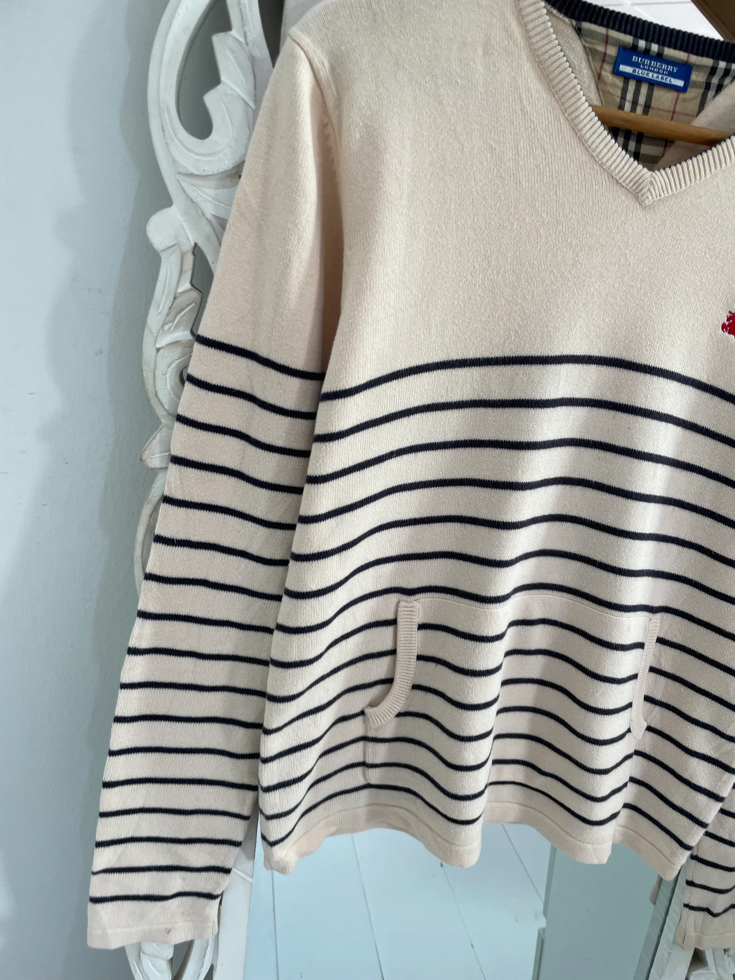 Burberry Vintage Top-Bust 38 to 40 - Image 3