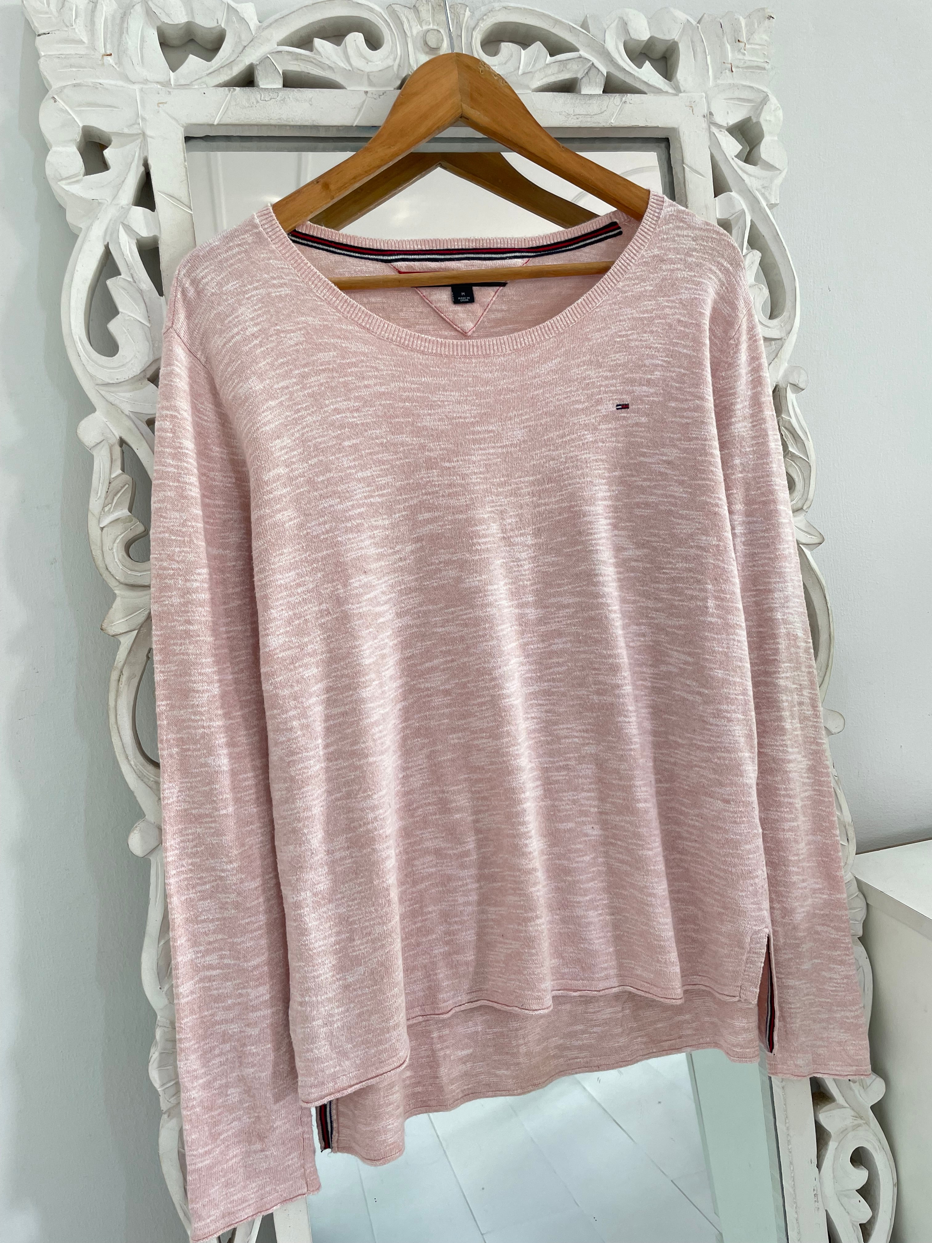 Vintage Tommy Hilfiger Top-Bust 42 to 44
