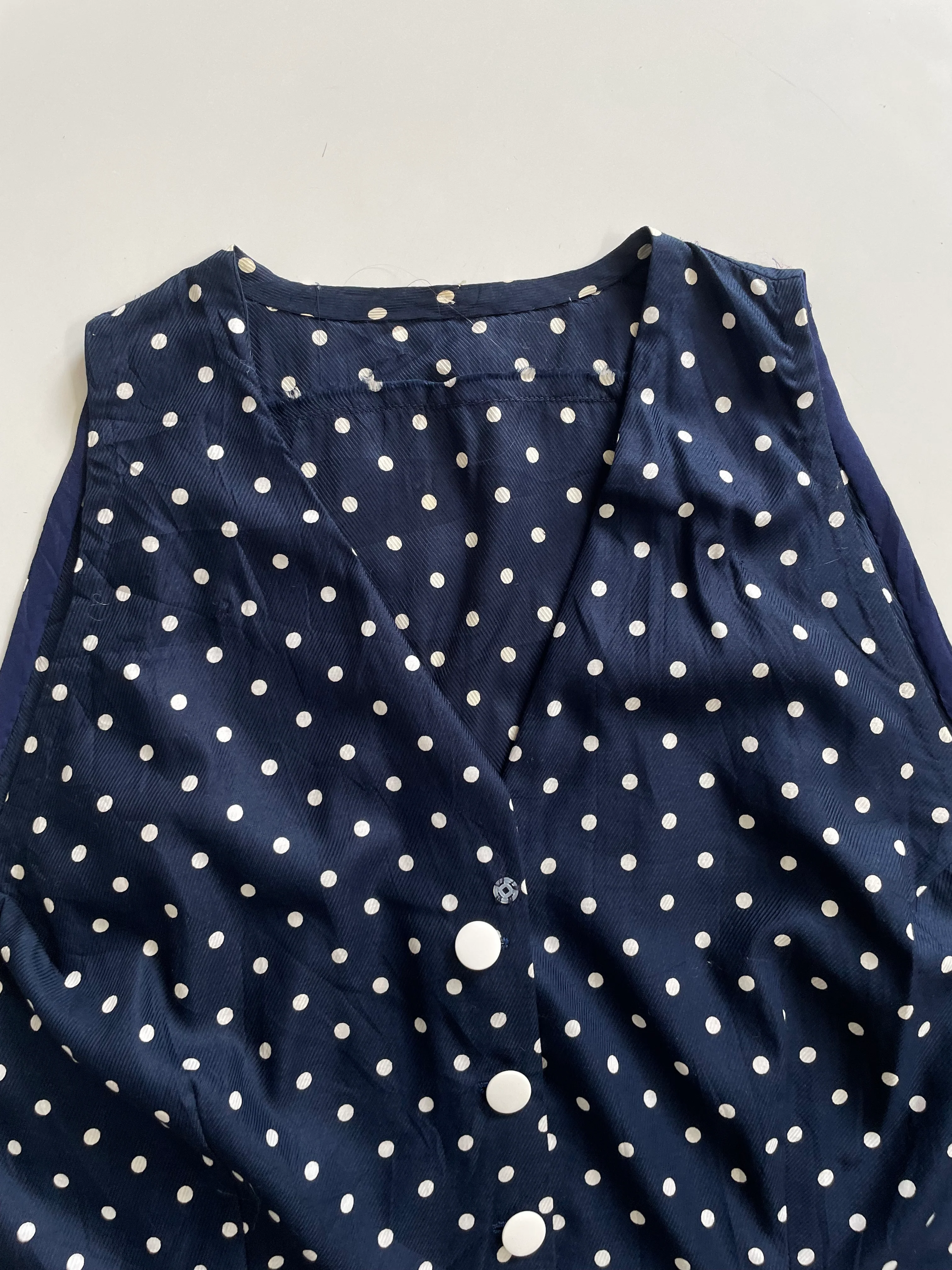 WAISTCOAT BUST-40 - Image 2