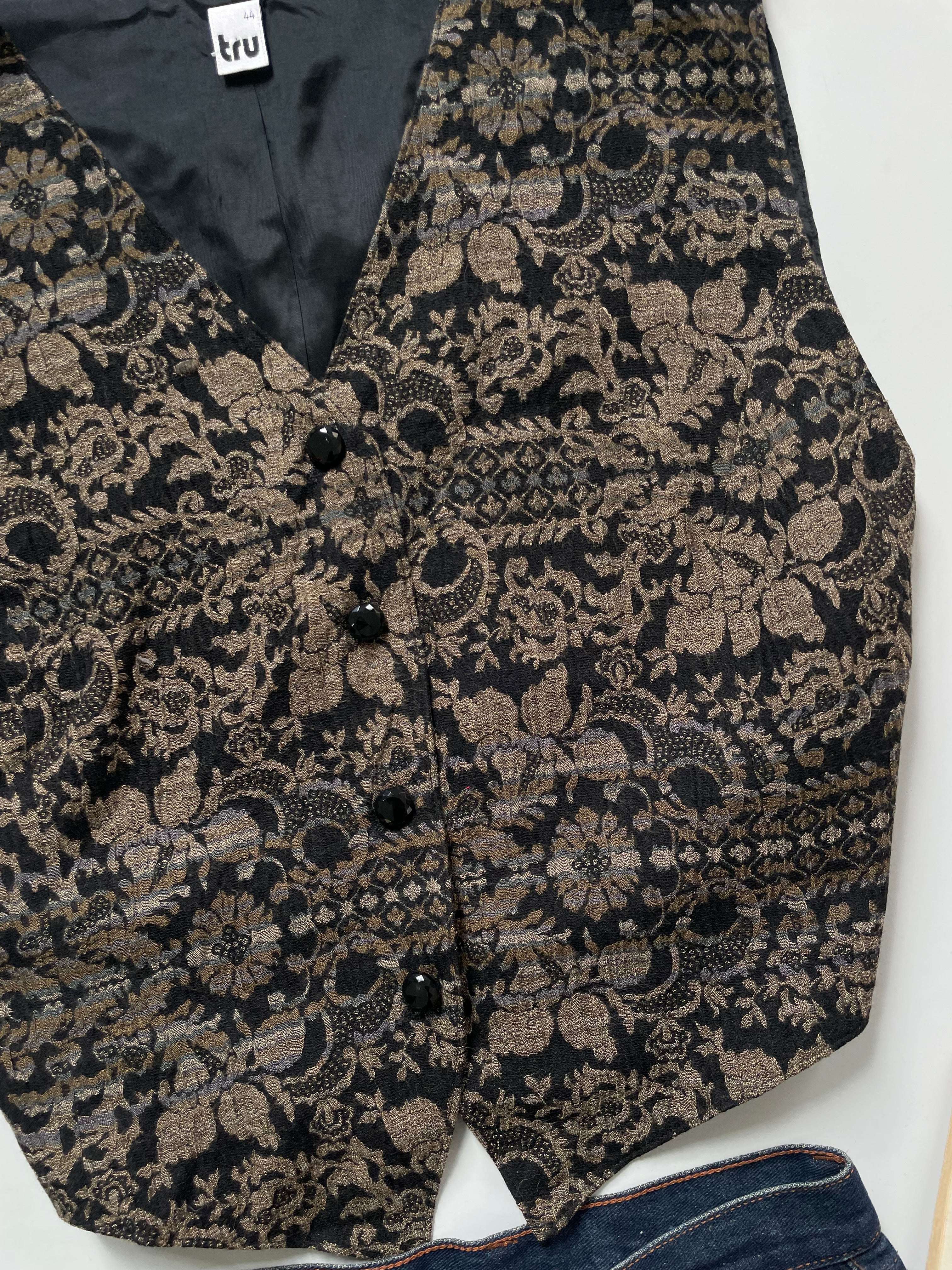 Waistcoat-Bust 42 - Image 3