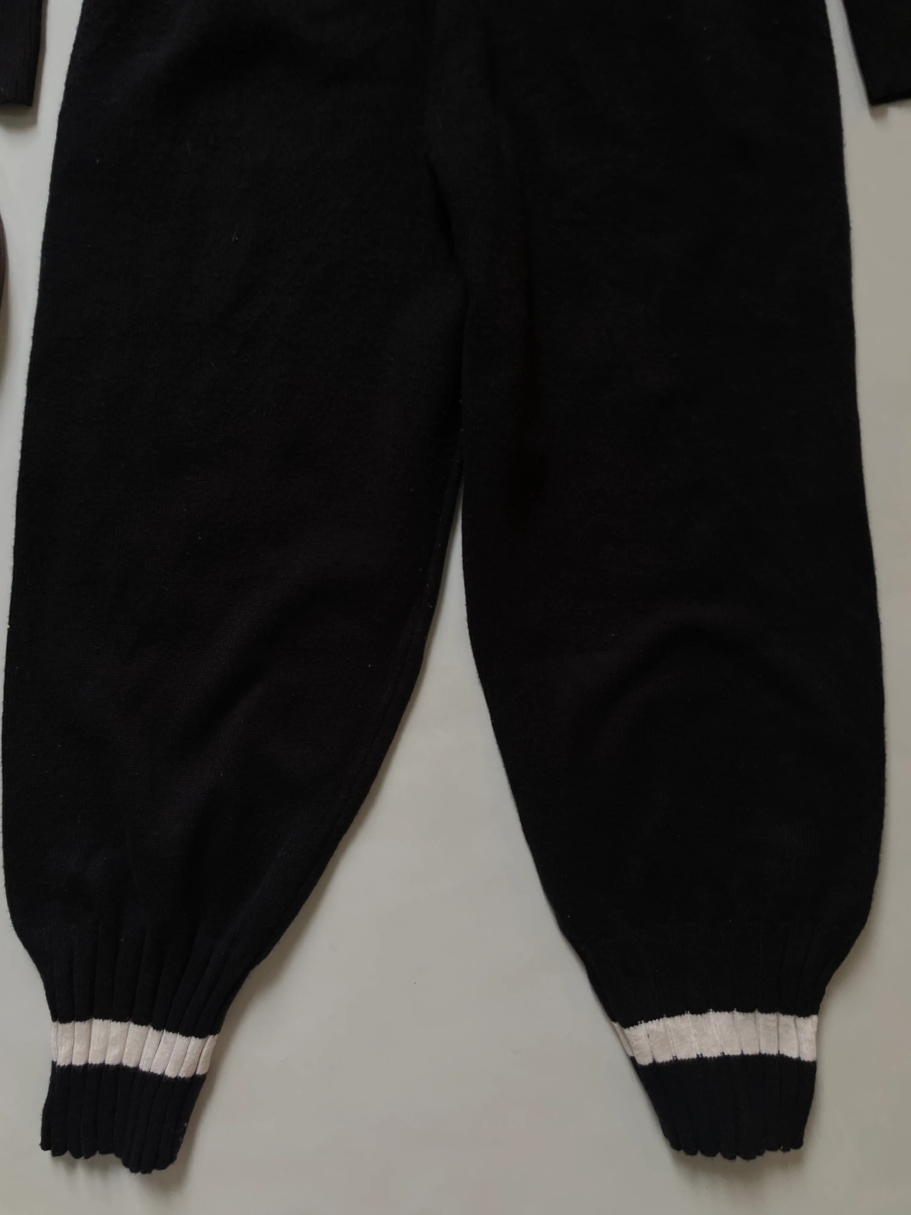 Elfsack Warm Knitted Pants-Waist 28 to 30 - Image 3
