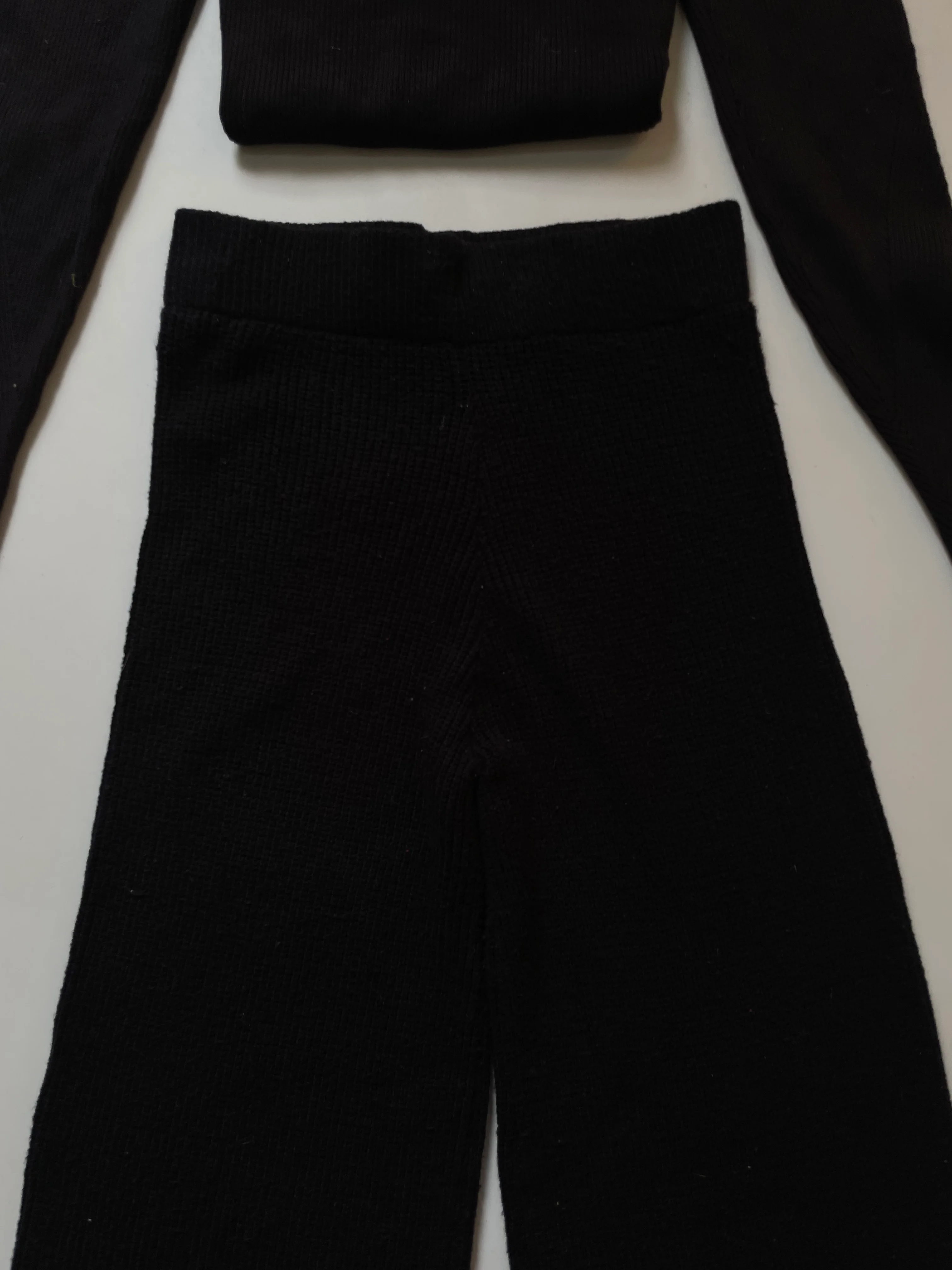Sincerely Jules Warm Knitted Pants-Waist 26 to 28 - Image 3