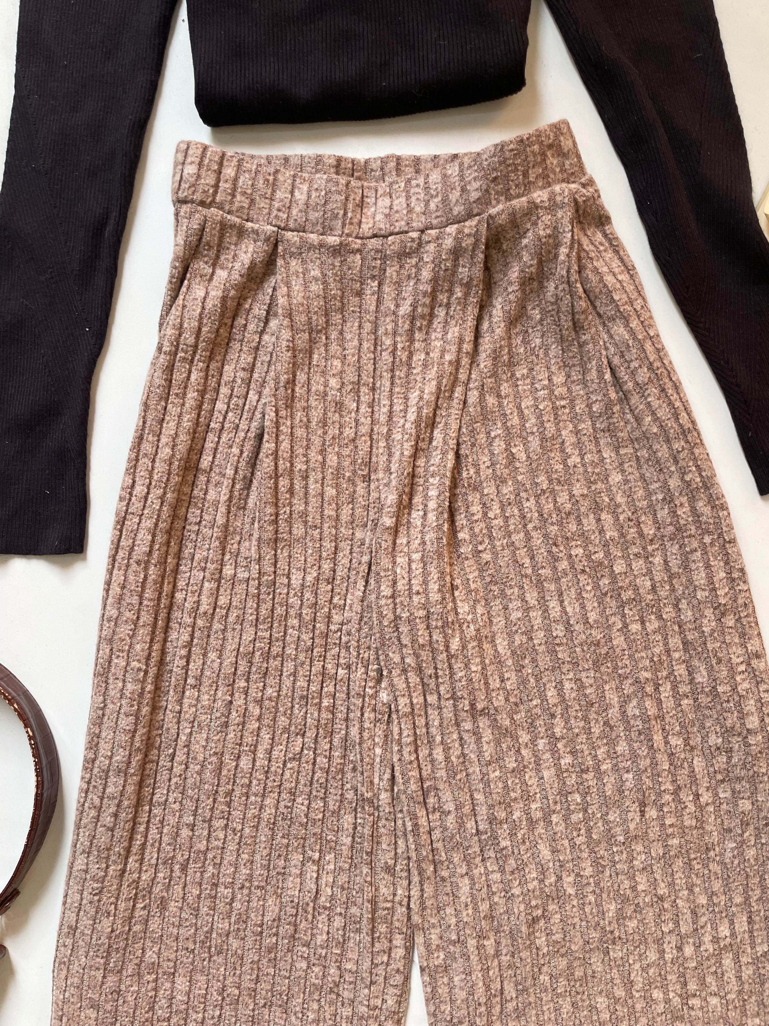 Warm Knitted Pants-Waist 28 to 30 - Image 2