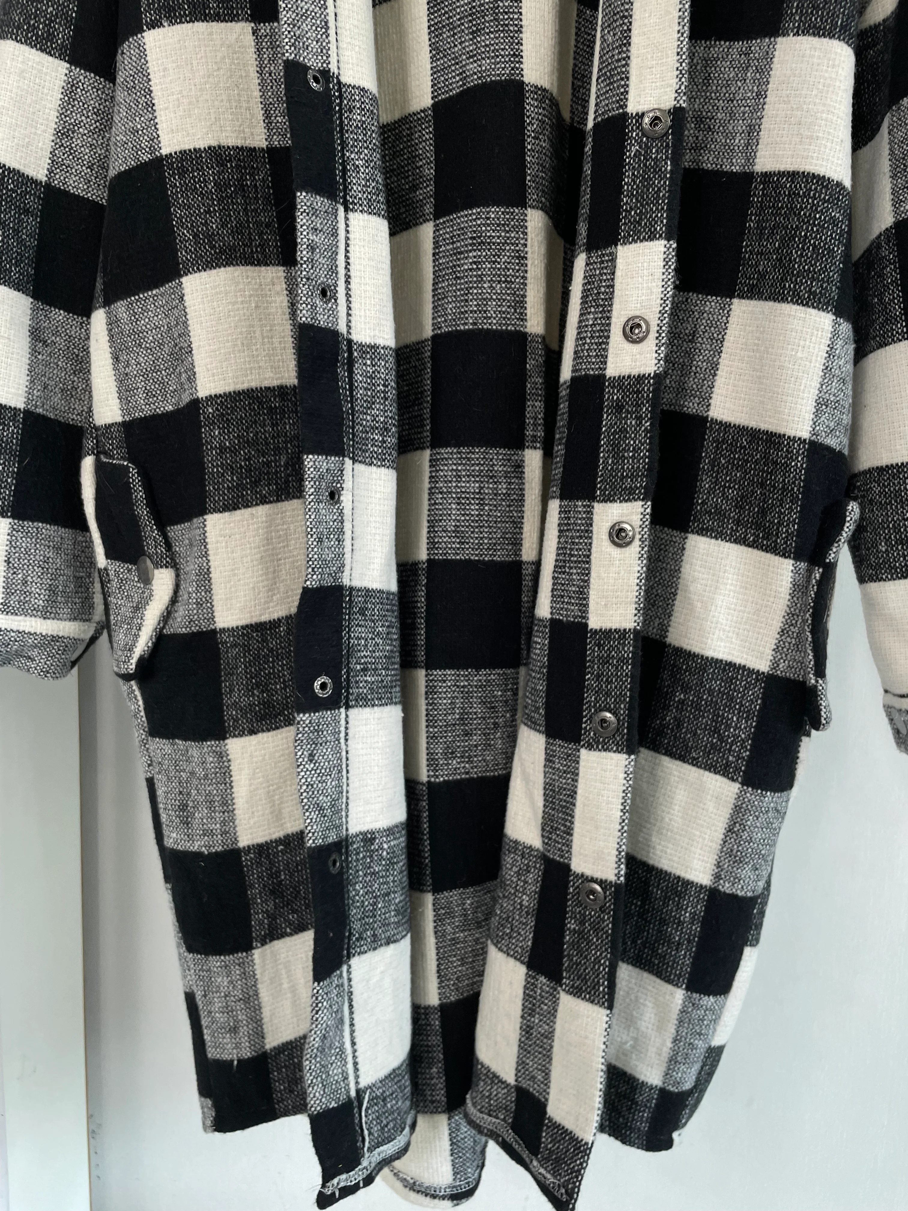 B&w Thick Warm Shacket - Bust 46 - Image 3