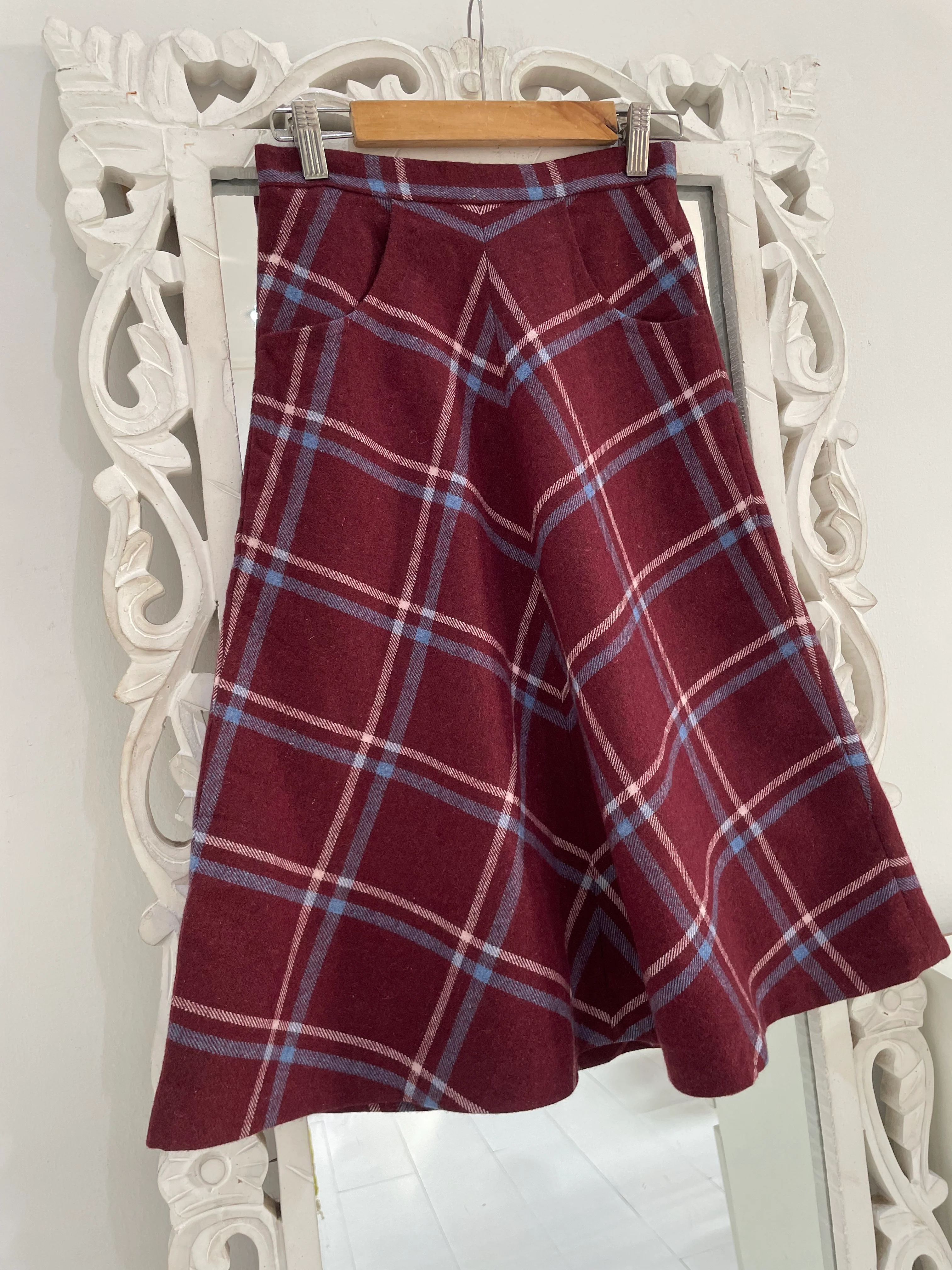 Warm Tweed Skirt-Waist 24