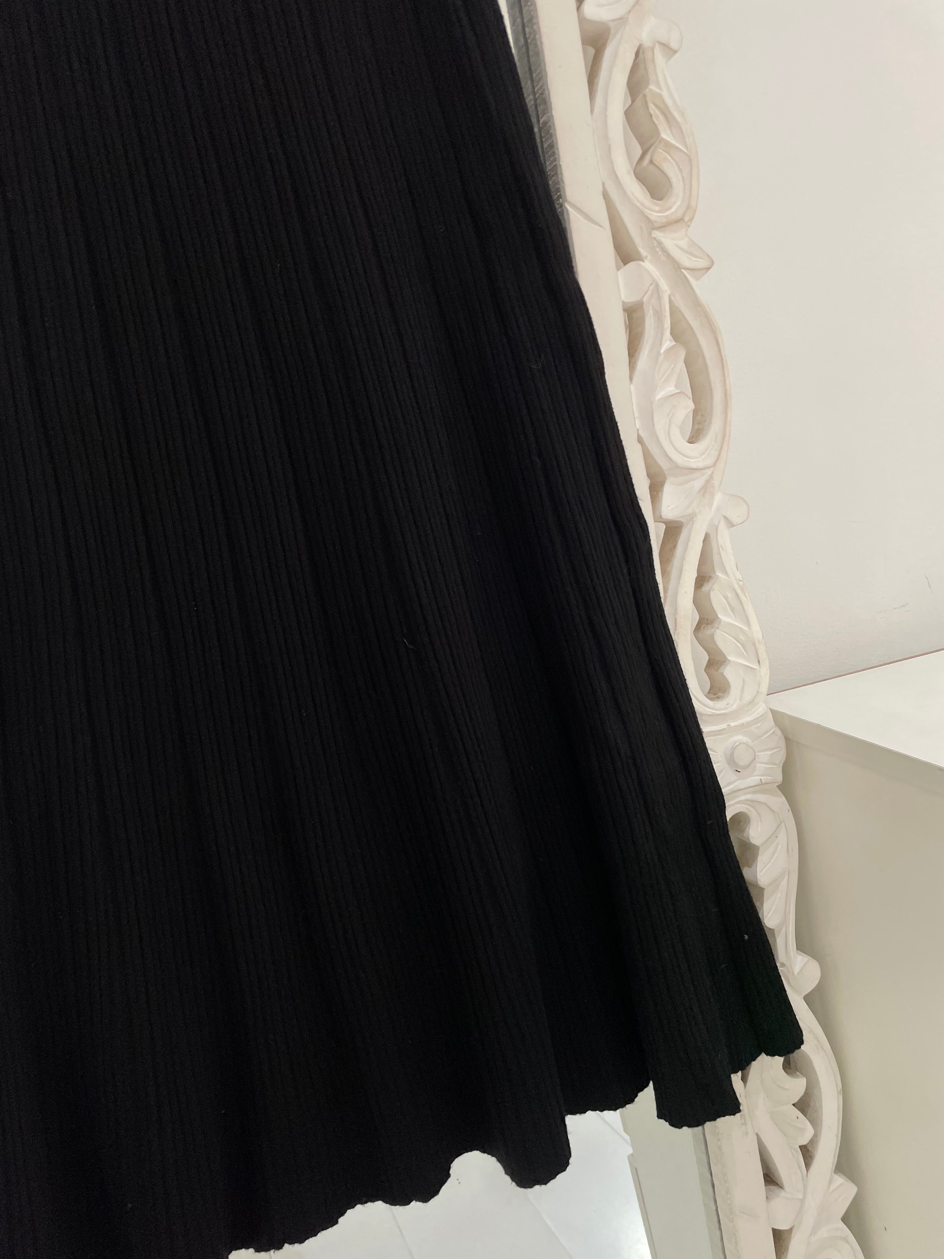 Warm Tweed Skirt-Waist 28 to 34 - Image 2