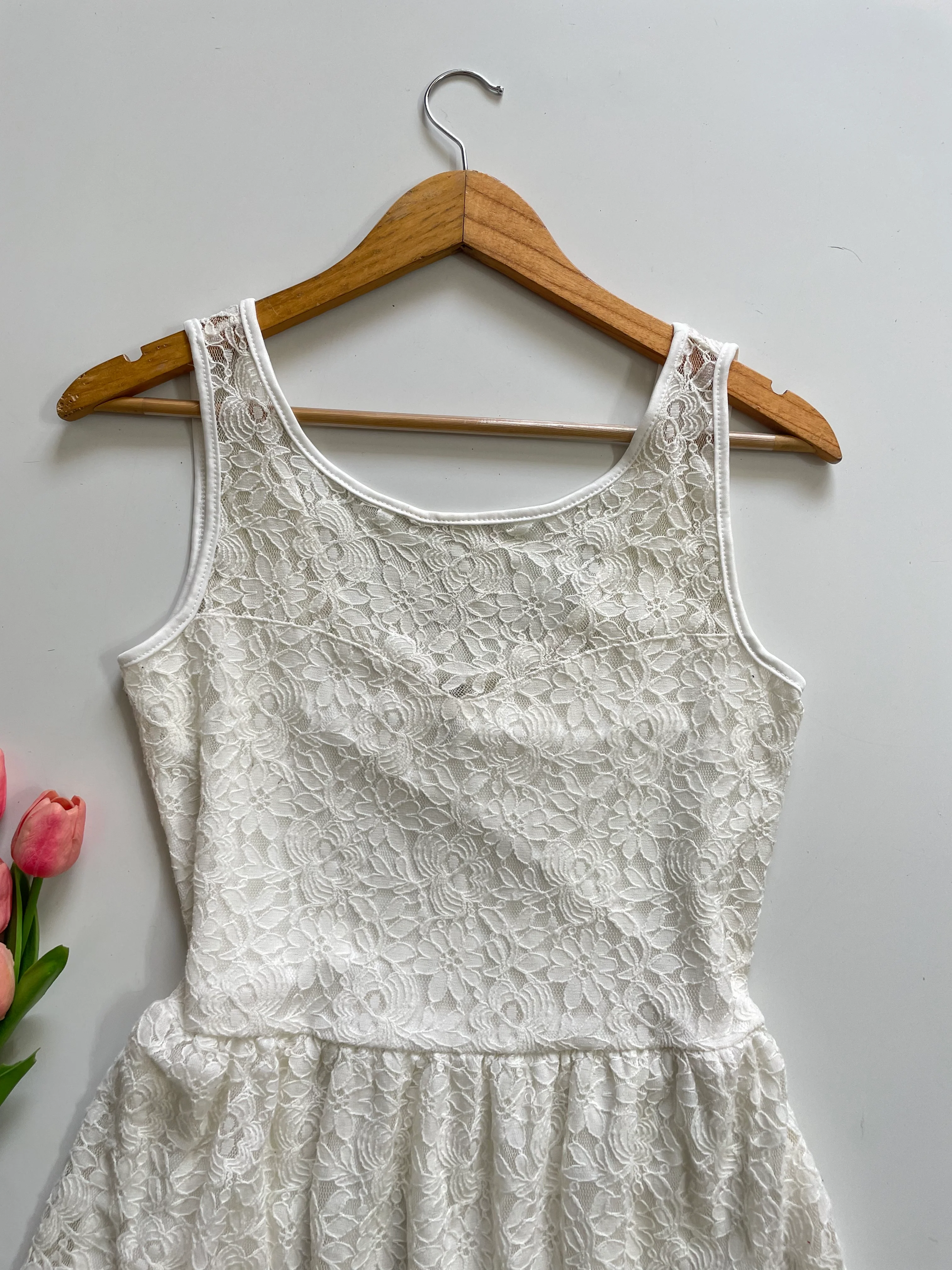 WHITE LACE DRESS - BUST 34 - Image 3