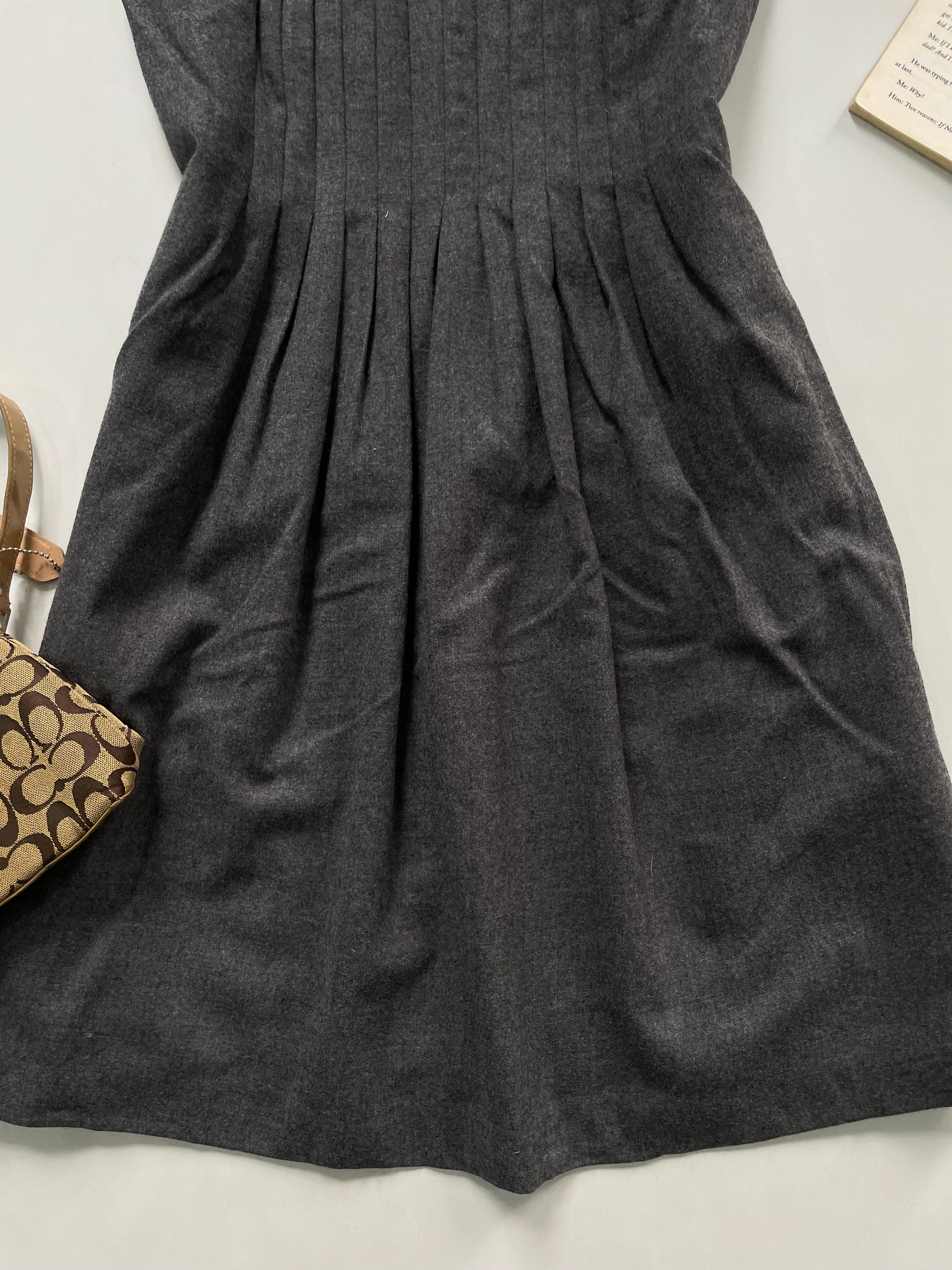 Banana Republic Winter Dress-Bust 36 - Image 3
