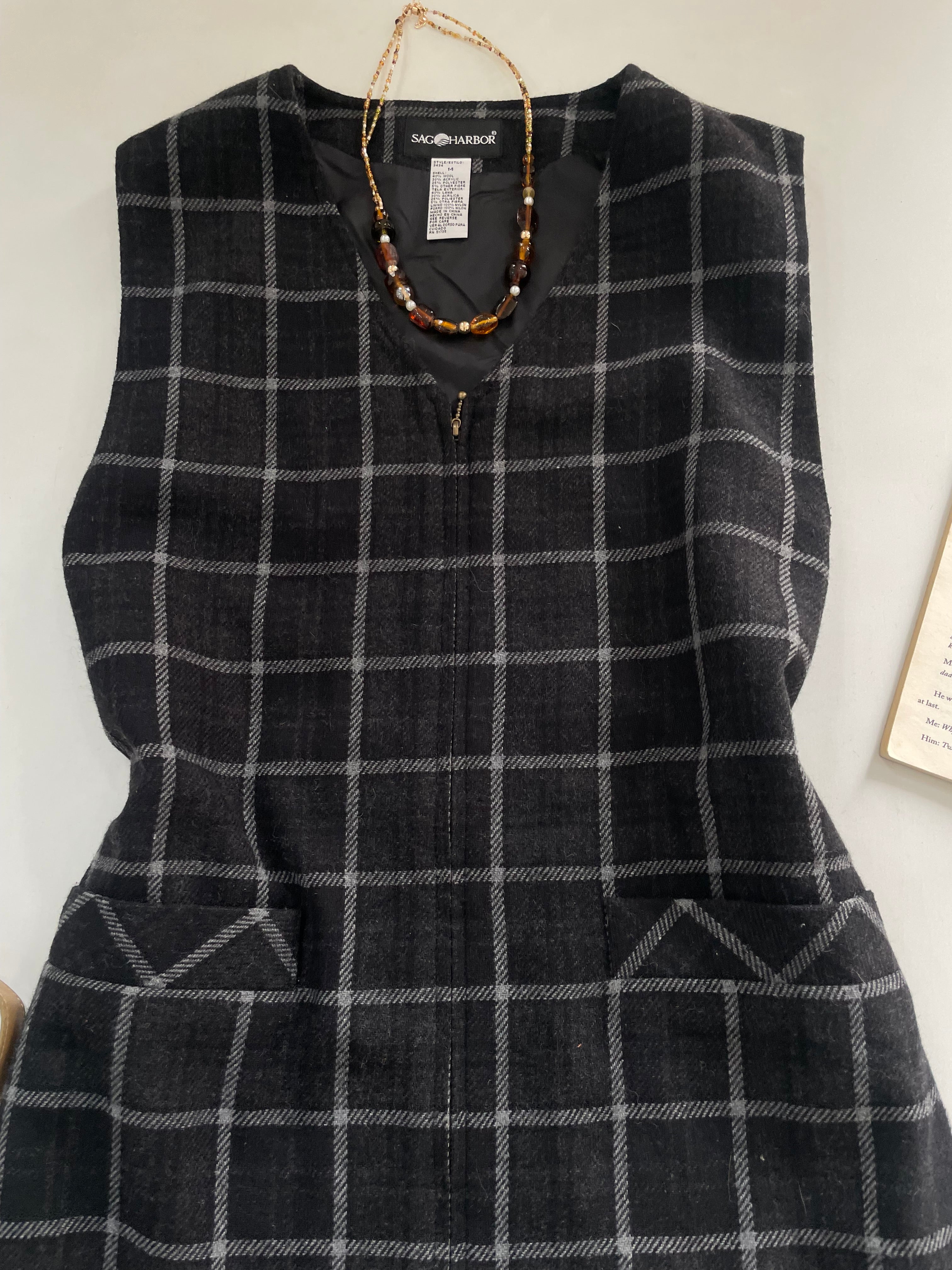 Sag Harbor Winter Dress-Bust 42 - Image 2